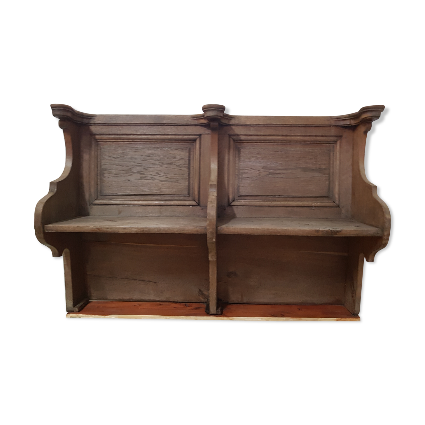 Church bench-stalles