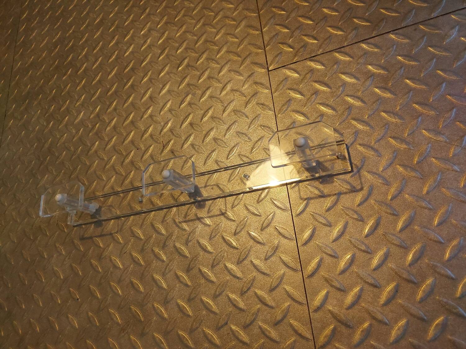 Vintage wall-mounted plexi coat rack