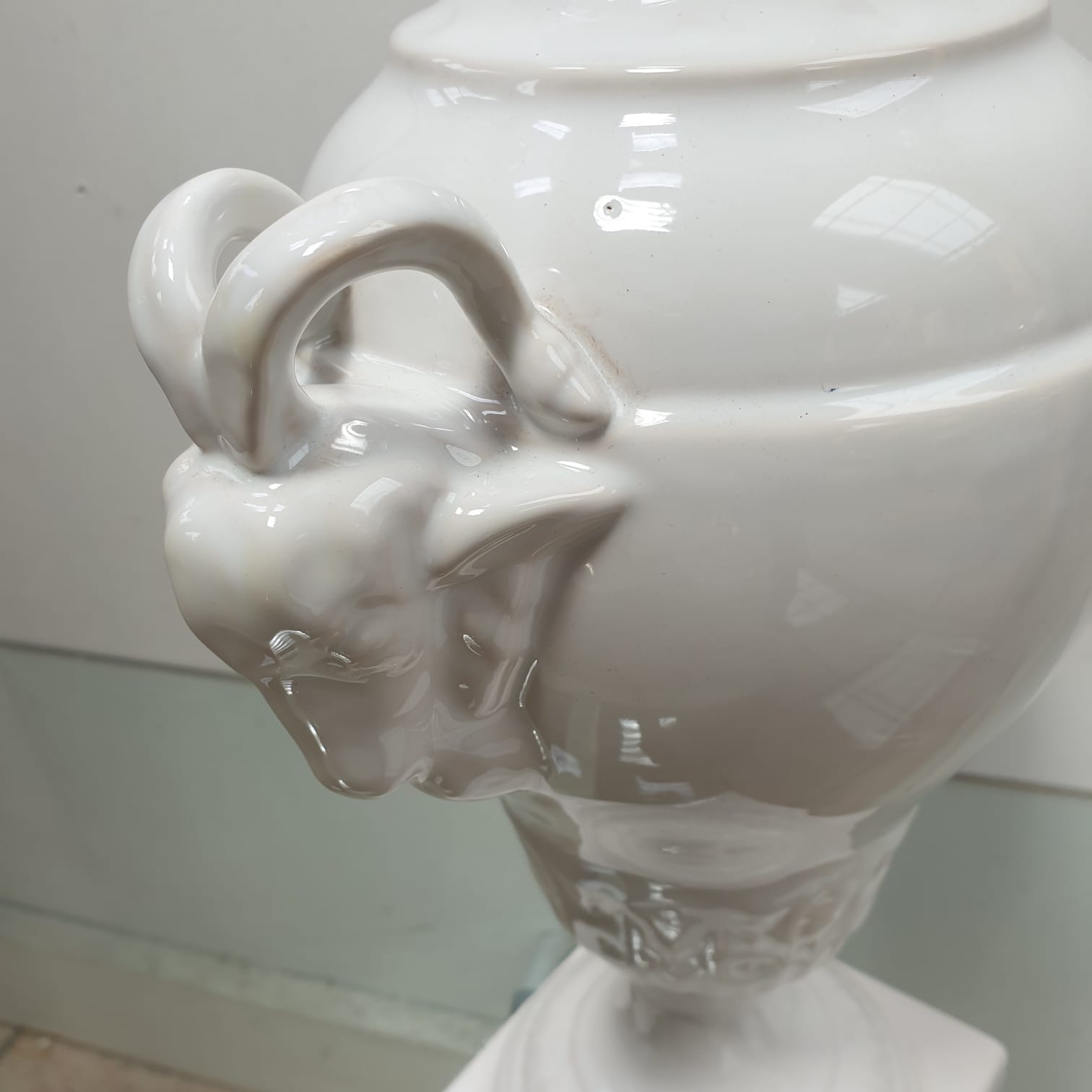 Large white St Clement Cermal Vase