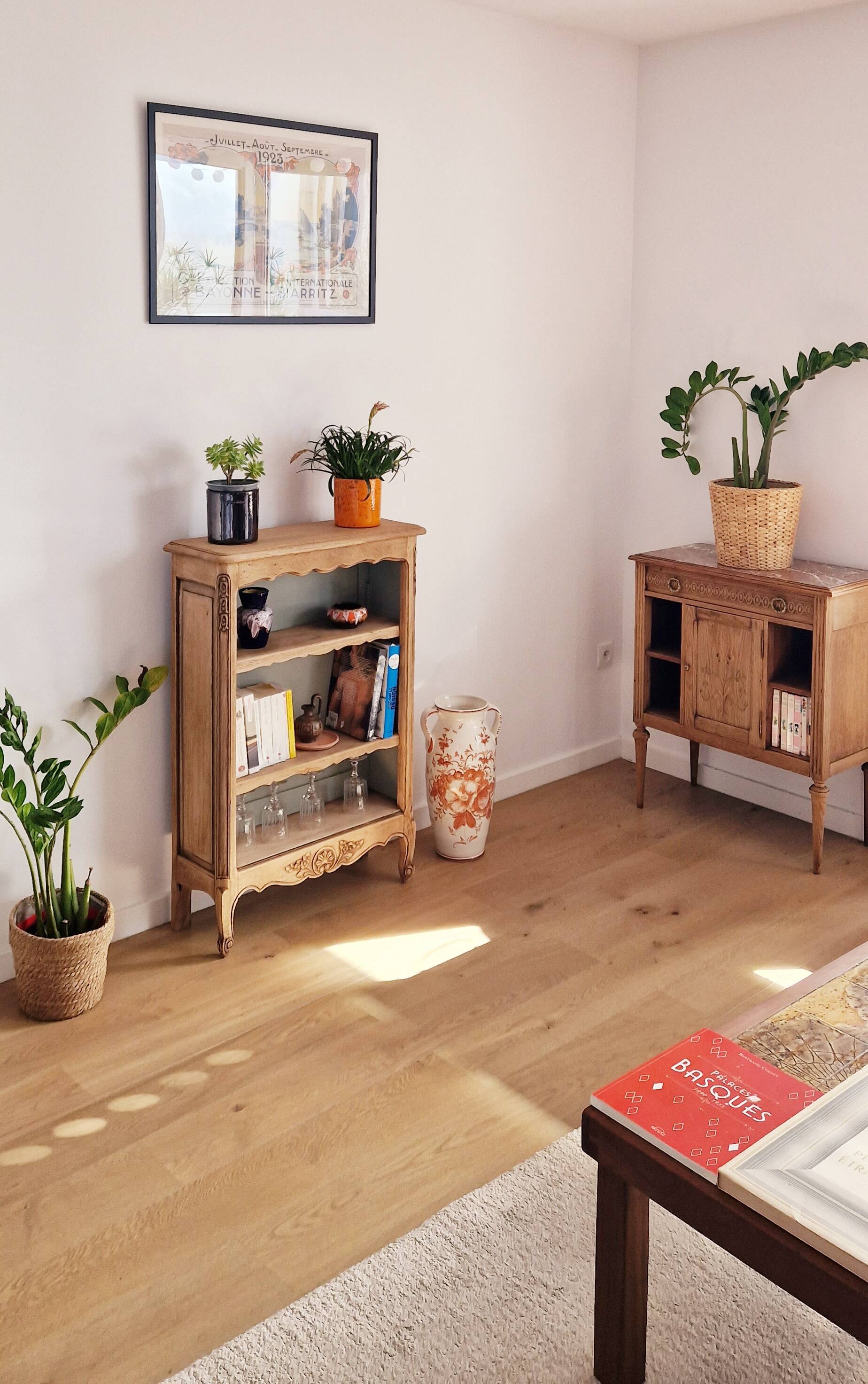 Bibus vintage oak bookcase