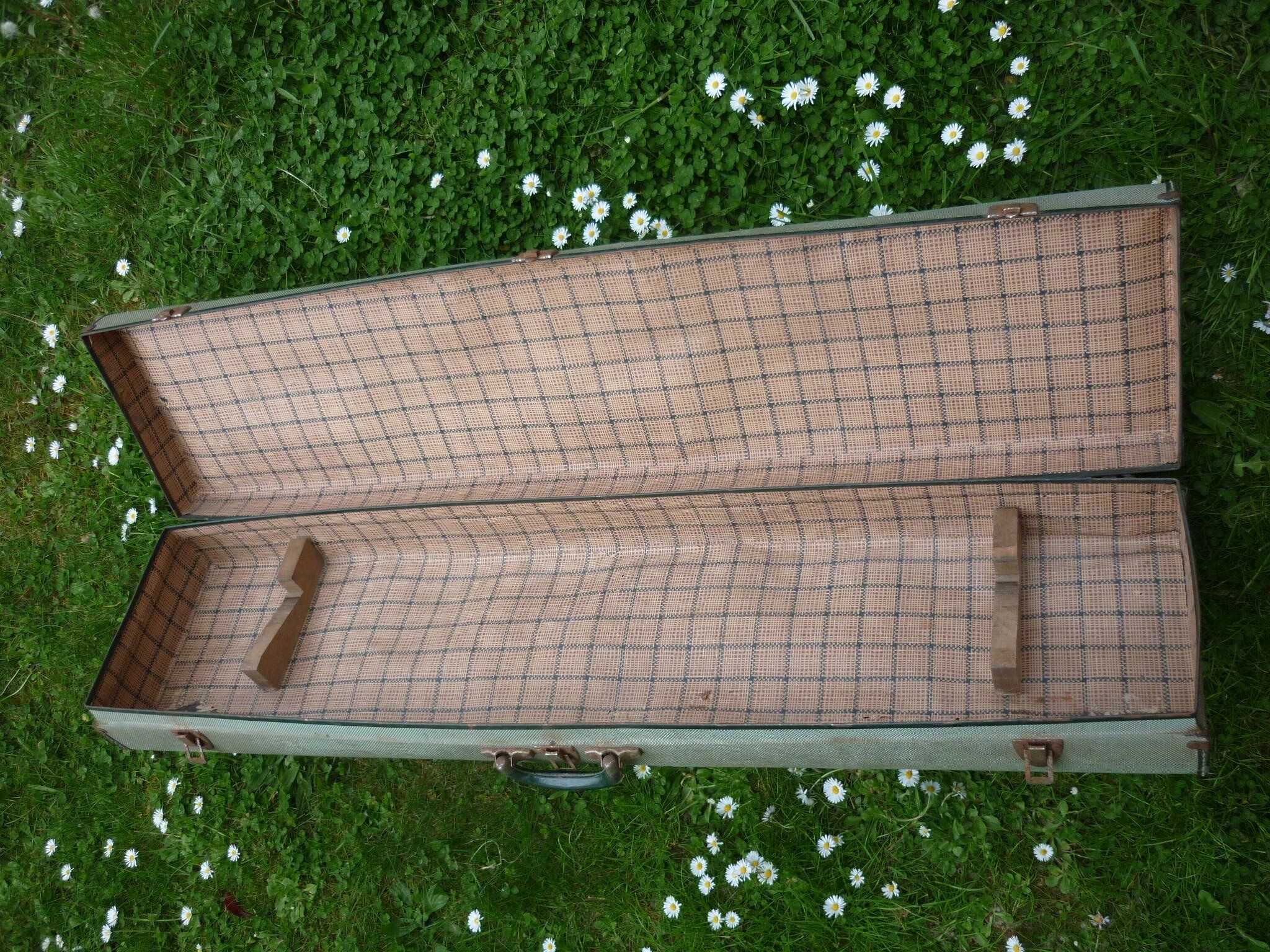 Valise verte longue des années 30
