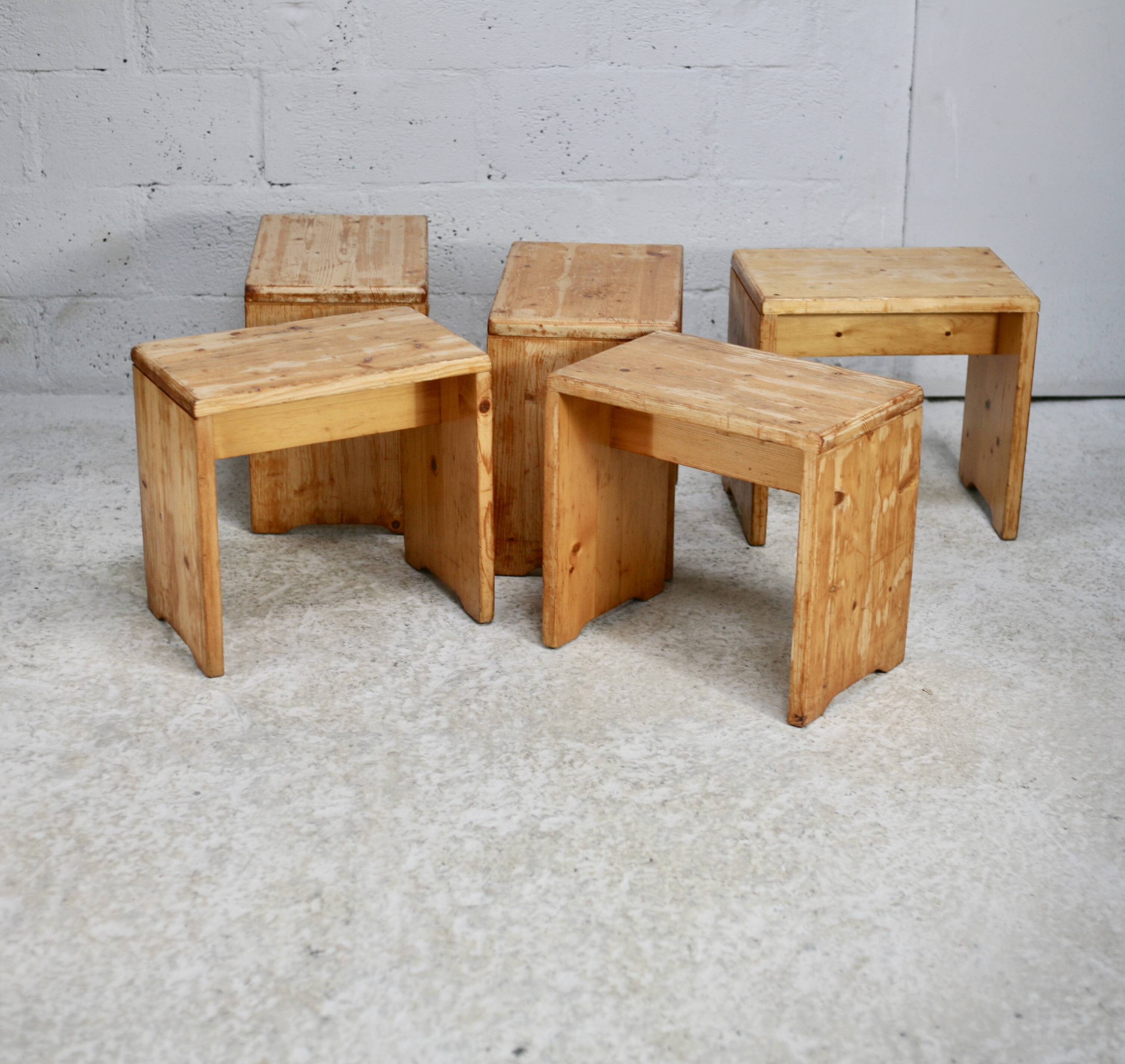 Selection by Charlotte Perriand for Les Arcs, set of 5 pine stools. France, circa 1960