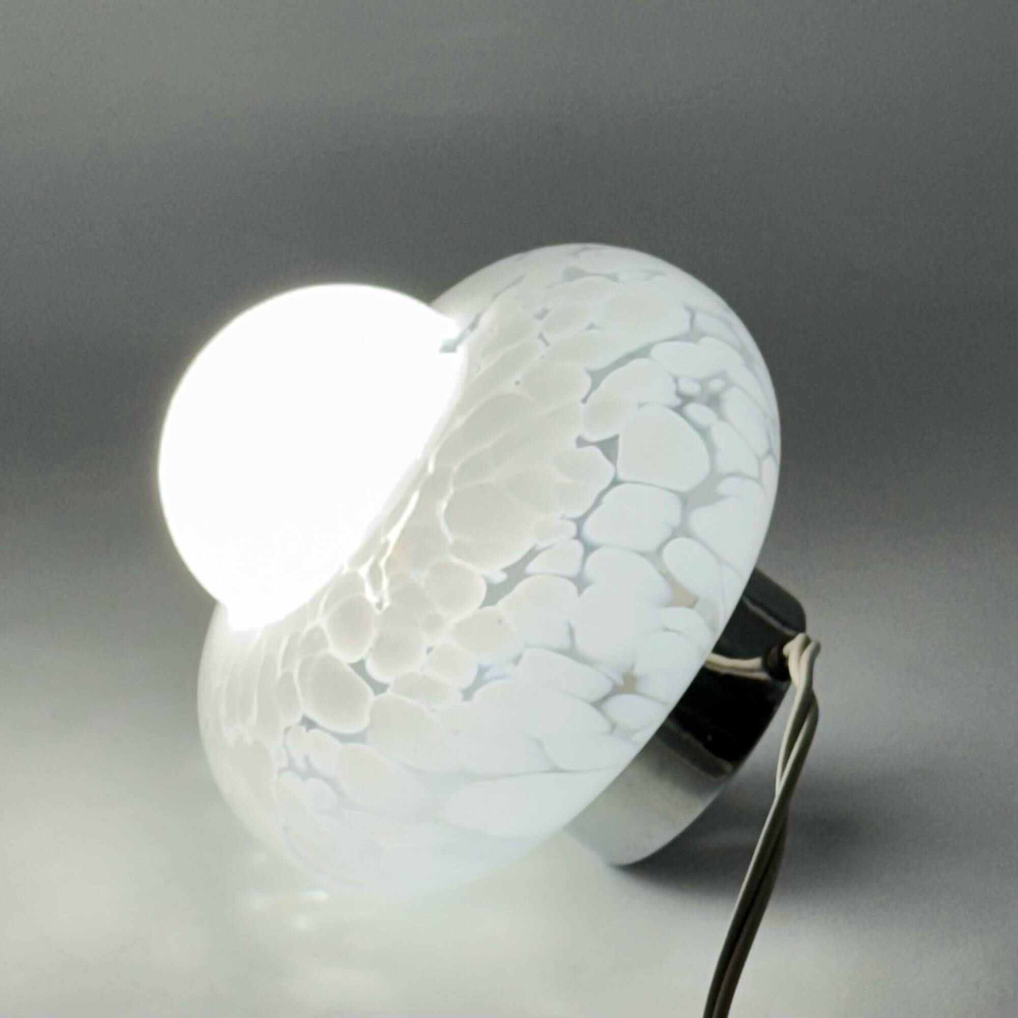 Lampe de table UFO en verre marbré, années 1960