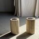 Table d'appoint en bois pétrifié, écorce blanche