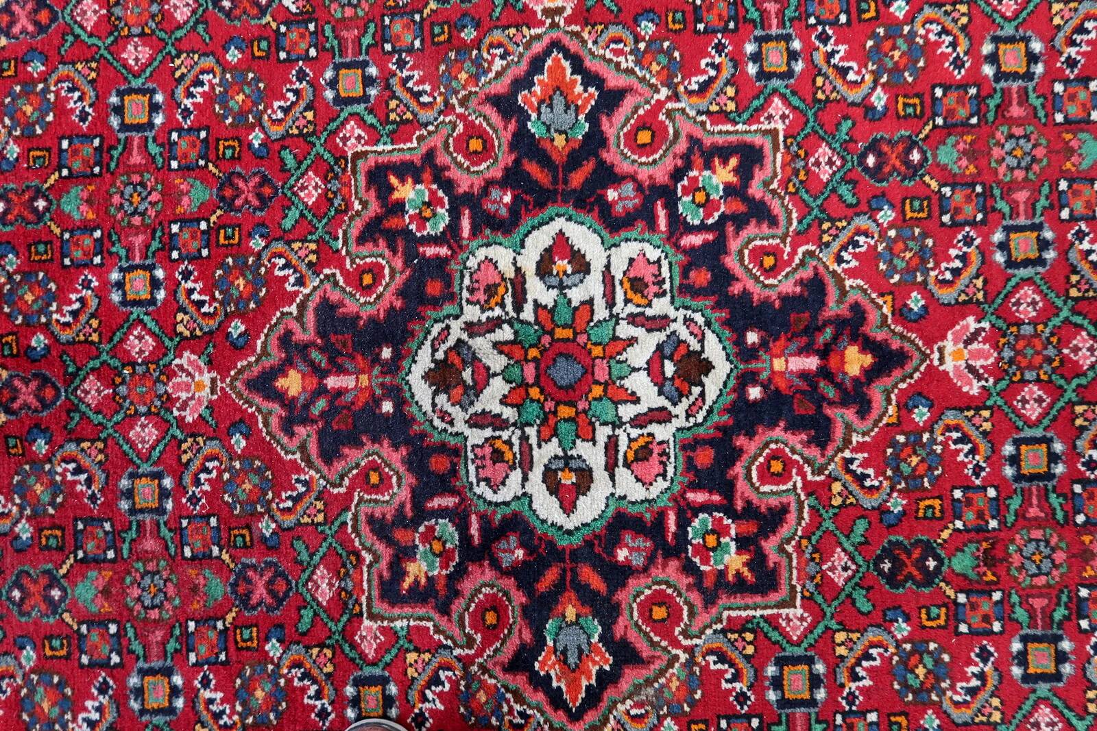 Handmade vintage Persian Malayer rug 167cm x 219cm, 1960s