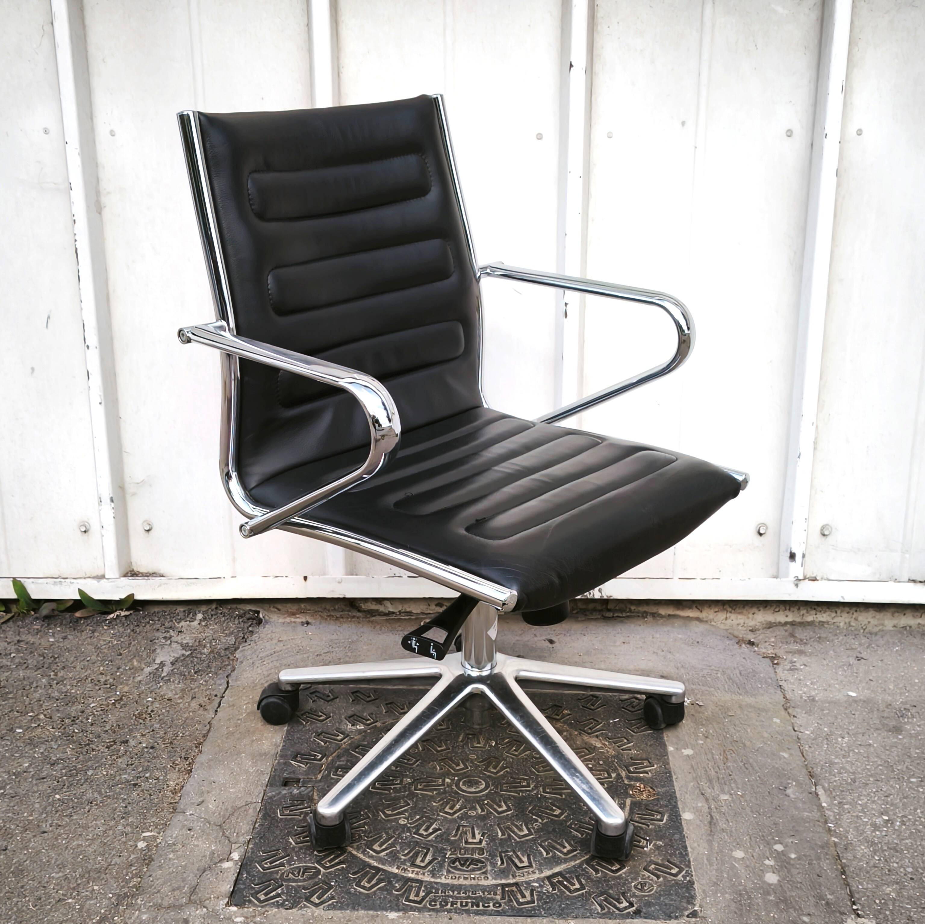 Sitland designer office chair