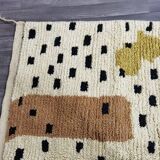 Handmade pure wool Moroccan rug, size 140 x 260 cm.