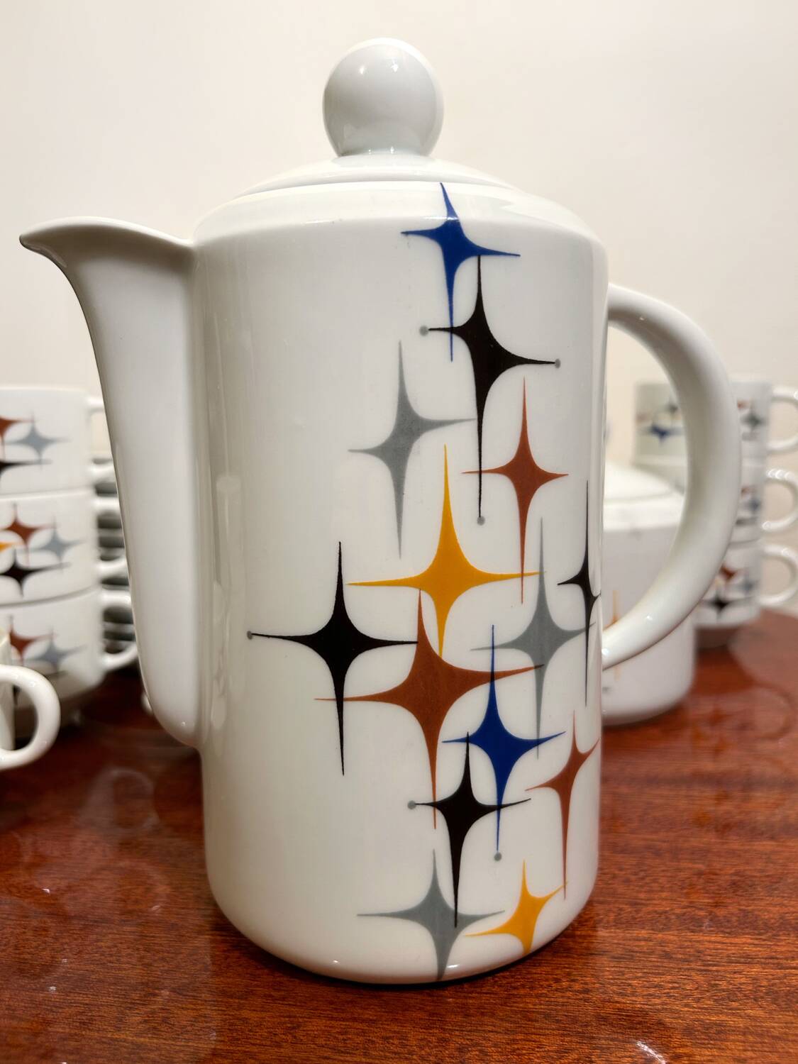 Berry porcelain tea/coffee service from the 70s