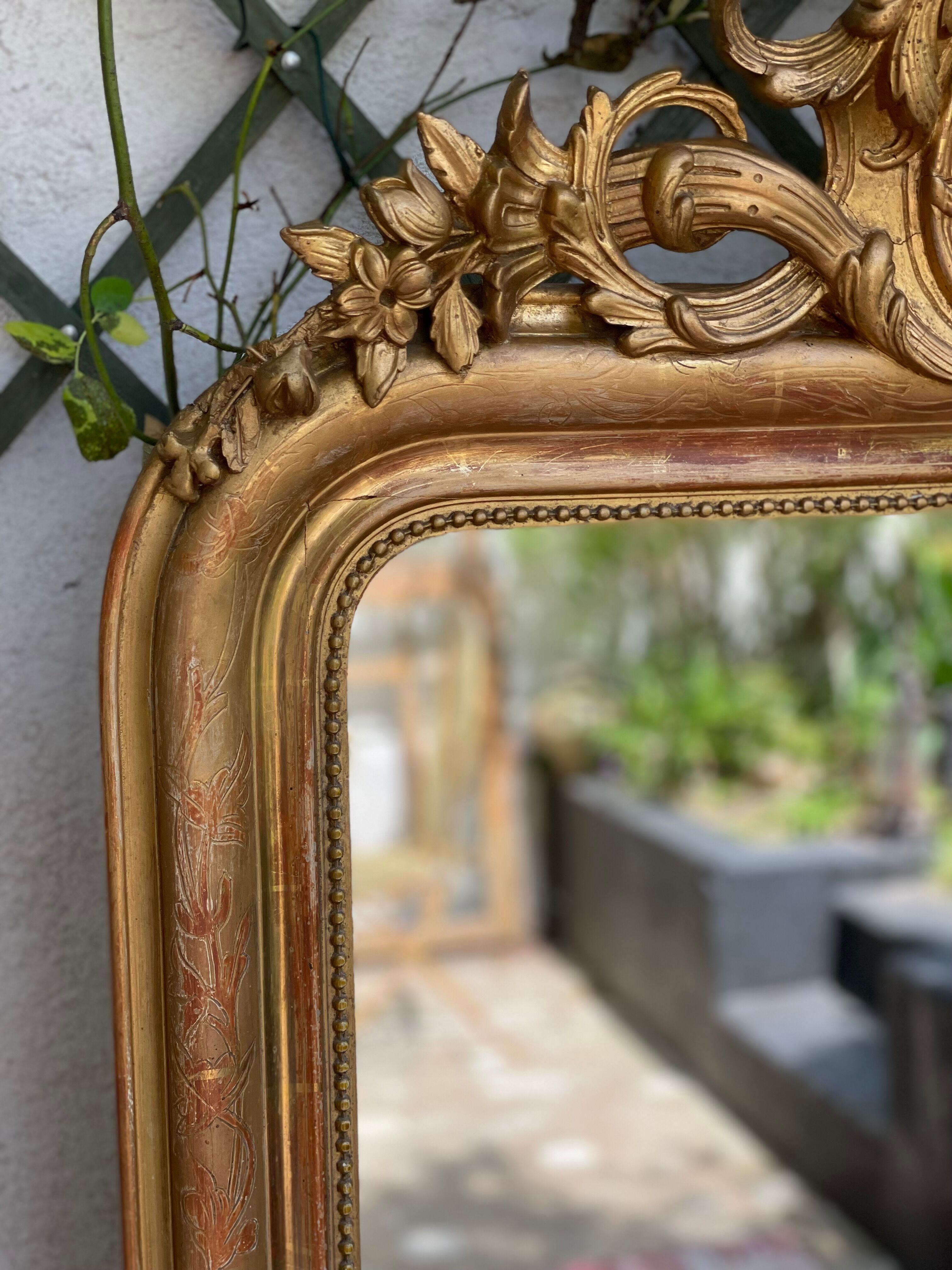Antique mirror gilded with gold leaf (153x83)