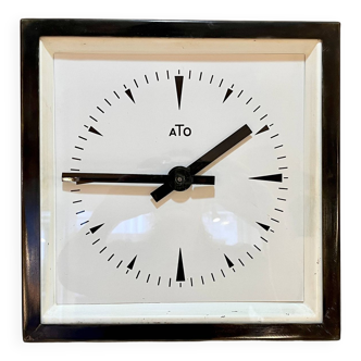 Functional square industrial clock ATO 28 cm station pendulum 1960 Brillié lepaute vintage