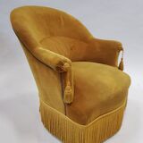 Golden yellow toad armchair