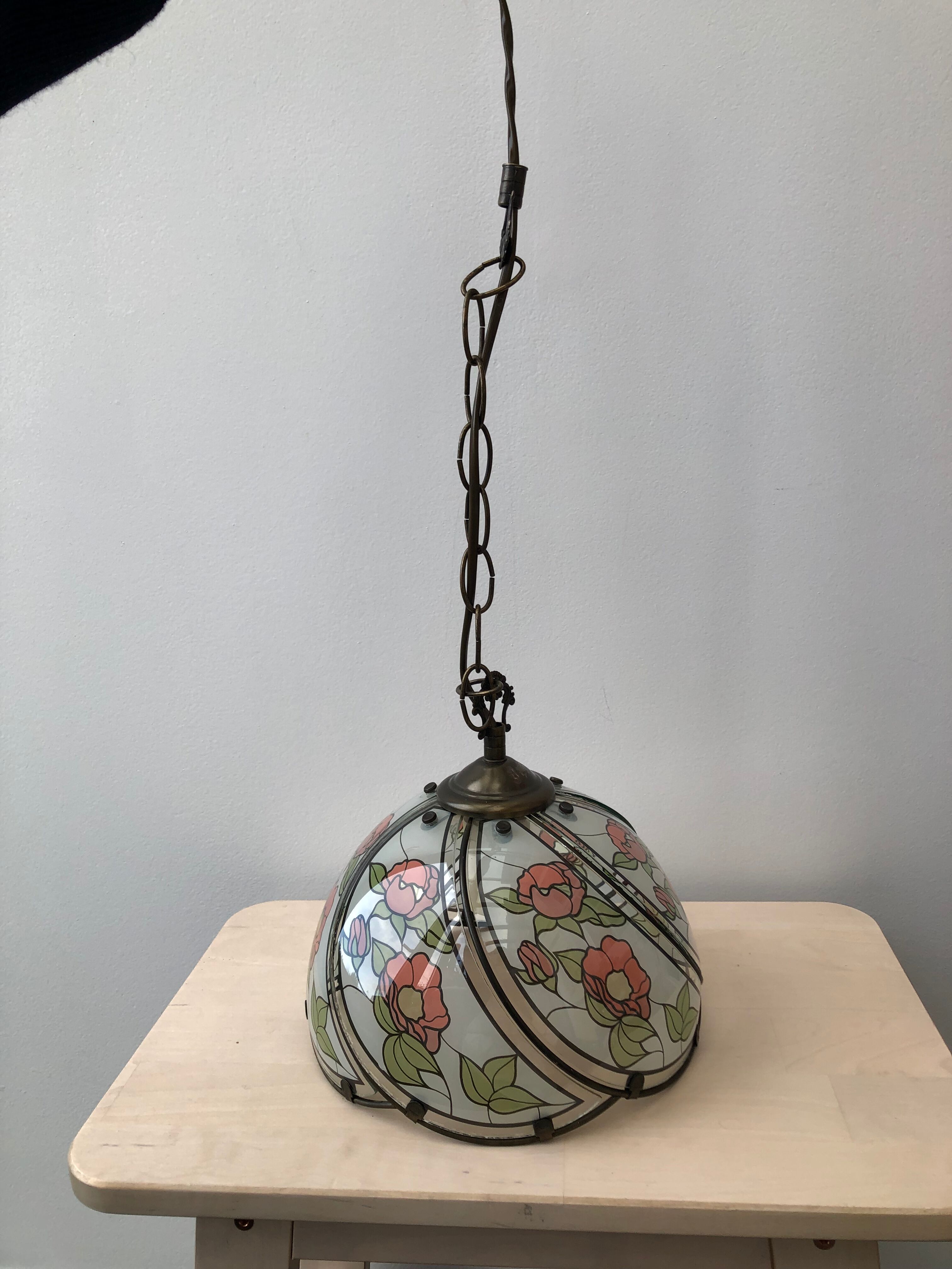 Glass pendant lamp, floral pattern