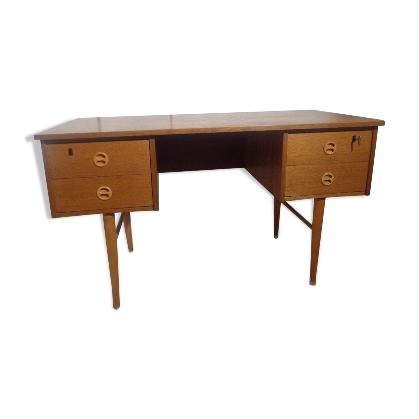Scandinavian desk 60