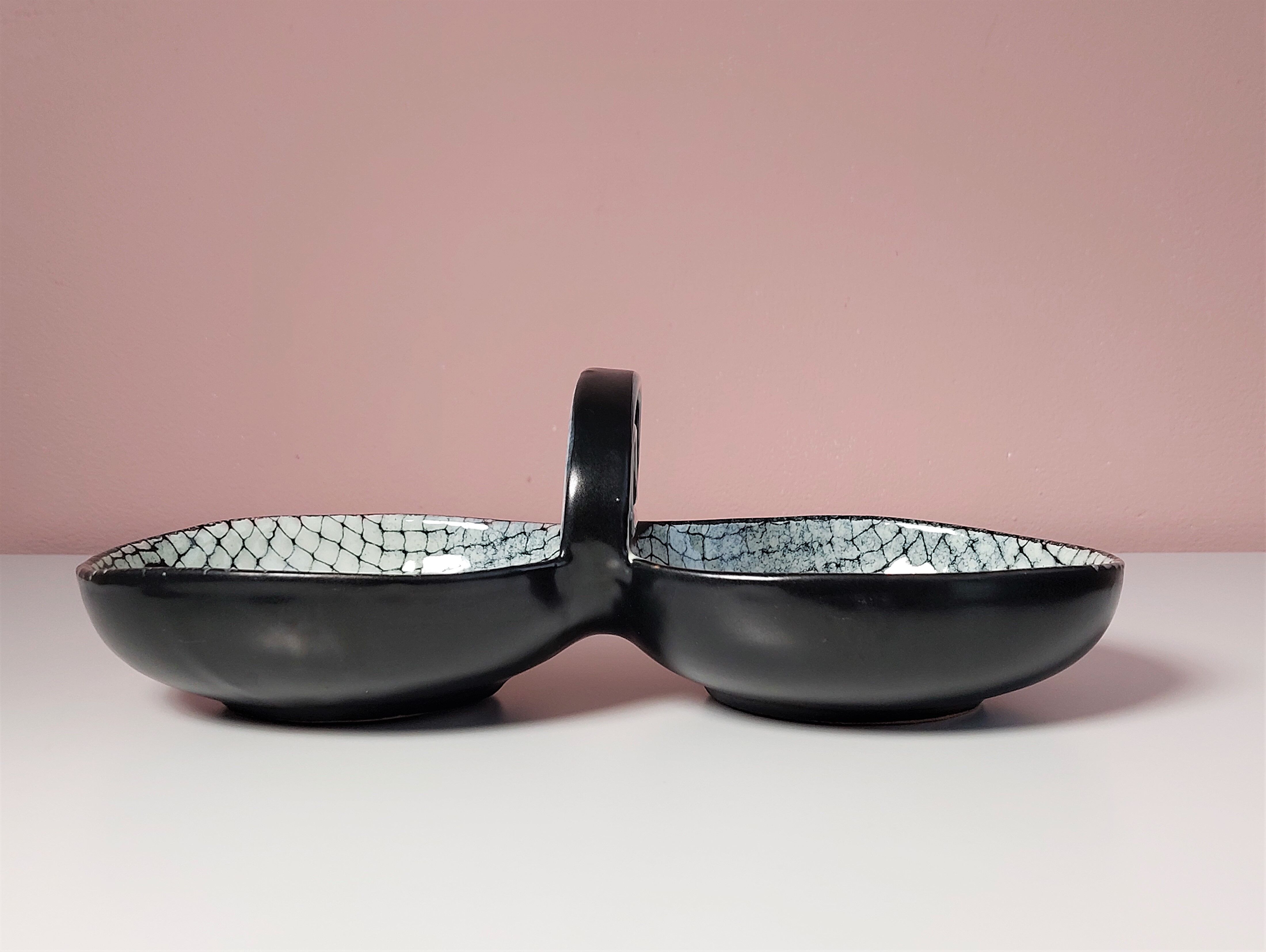 Italian ceramic serving bowl by aldo londi for bitossi 1950's