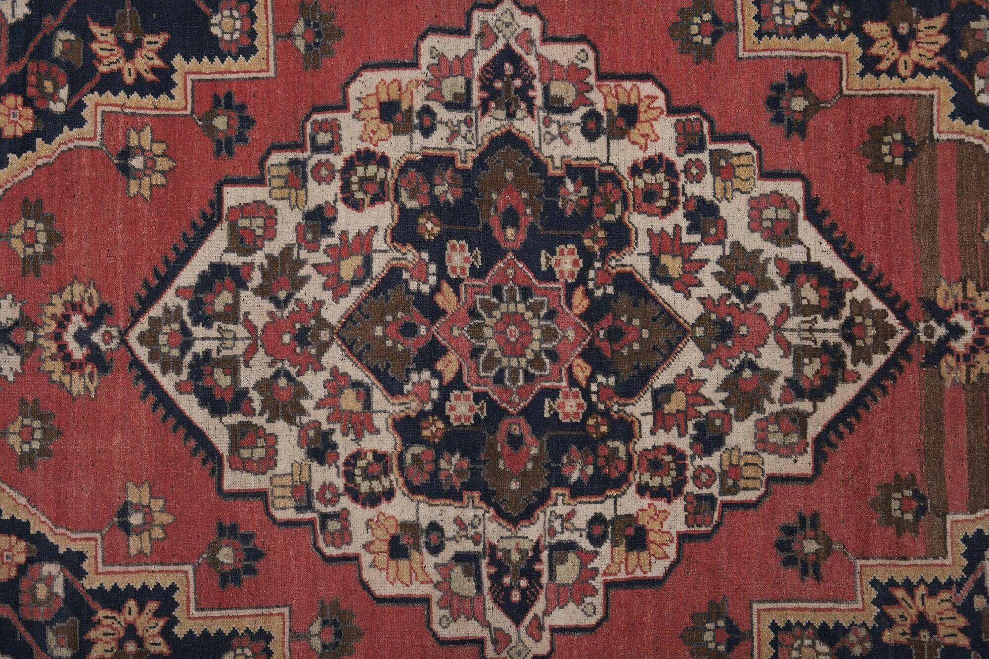 Vintage Turkish rug handmade 195x320 cm
