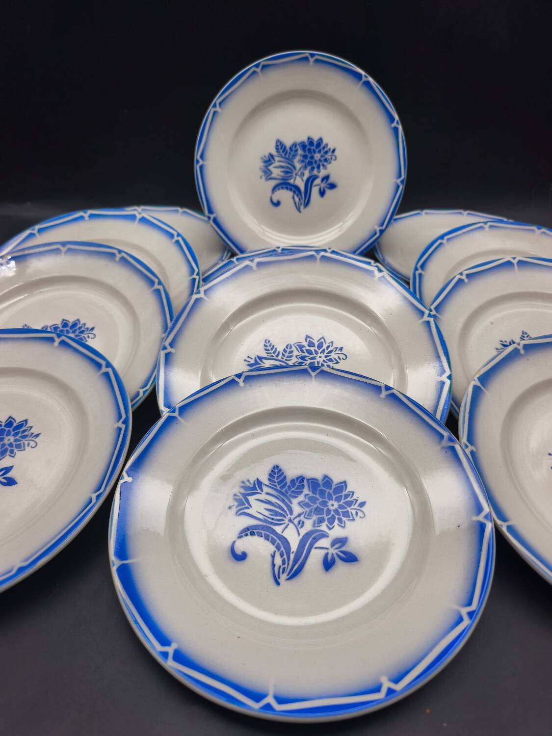 12 Canebière dinner plates