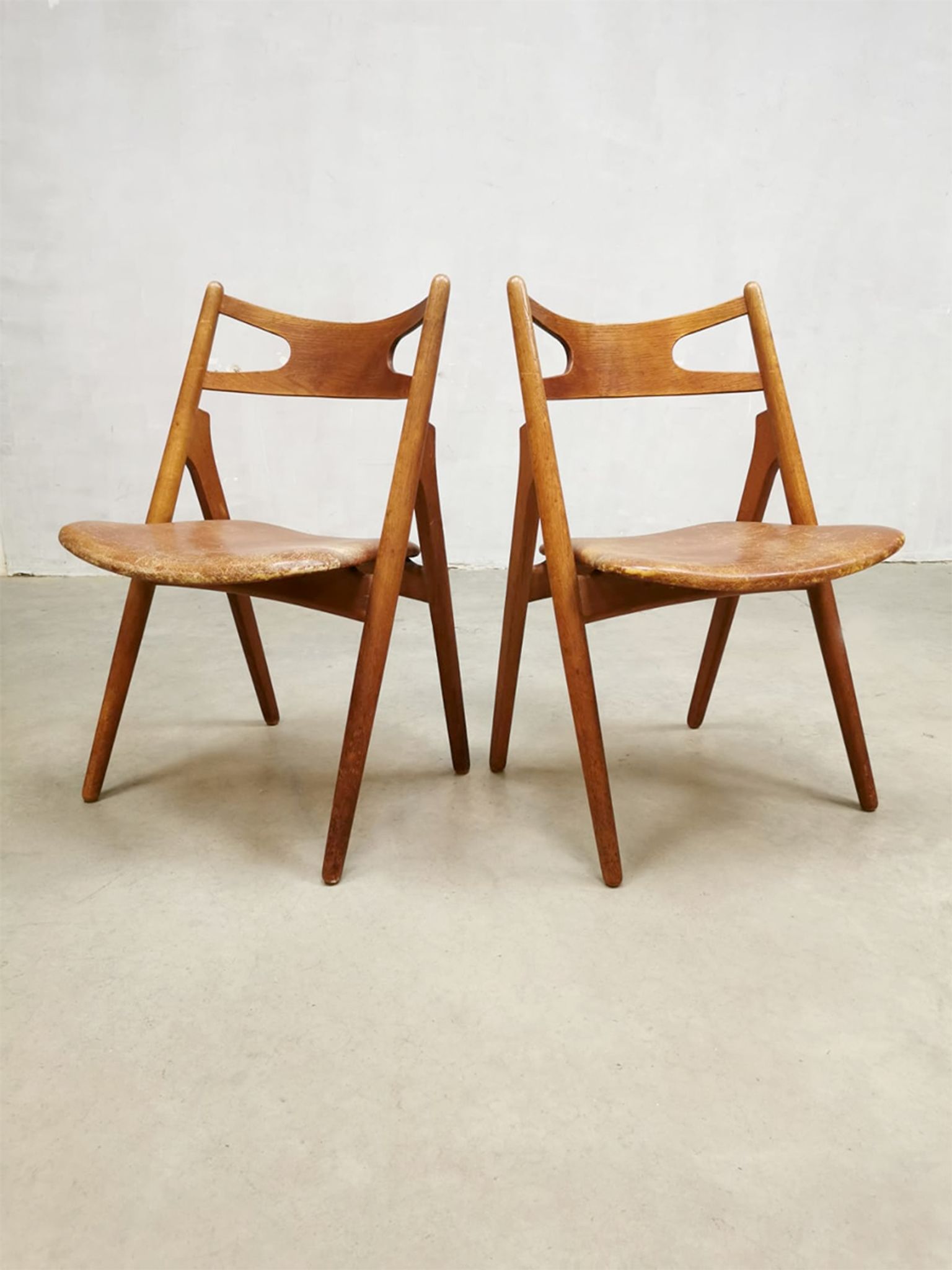 Midcentury danish dining chairs ‘sawbuck’ hans wegner