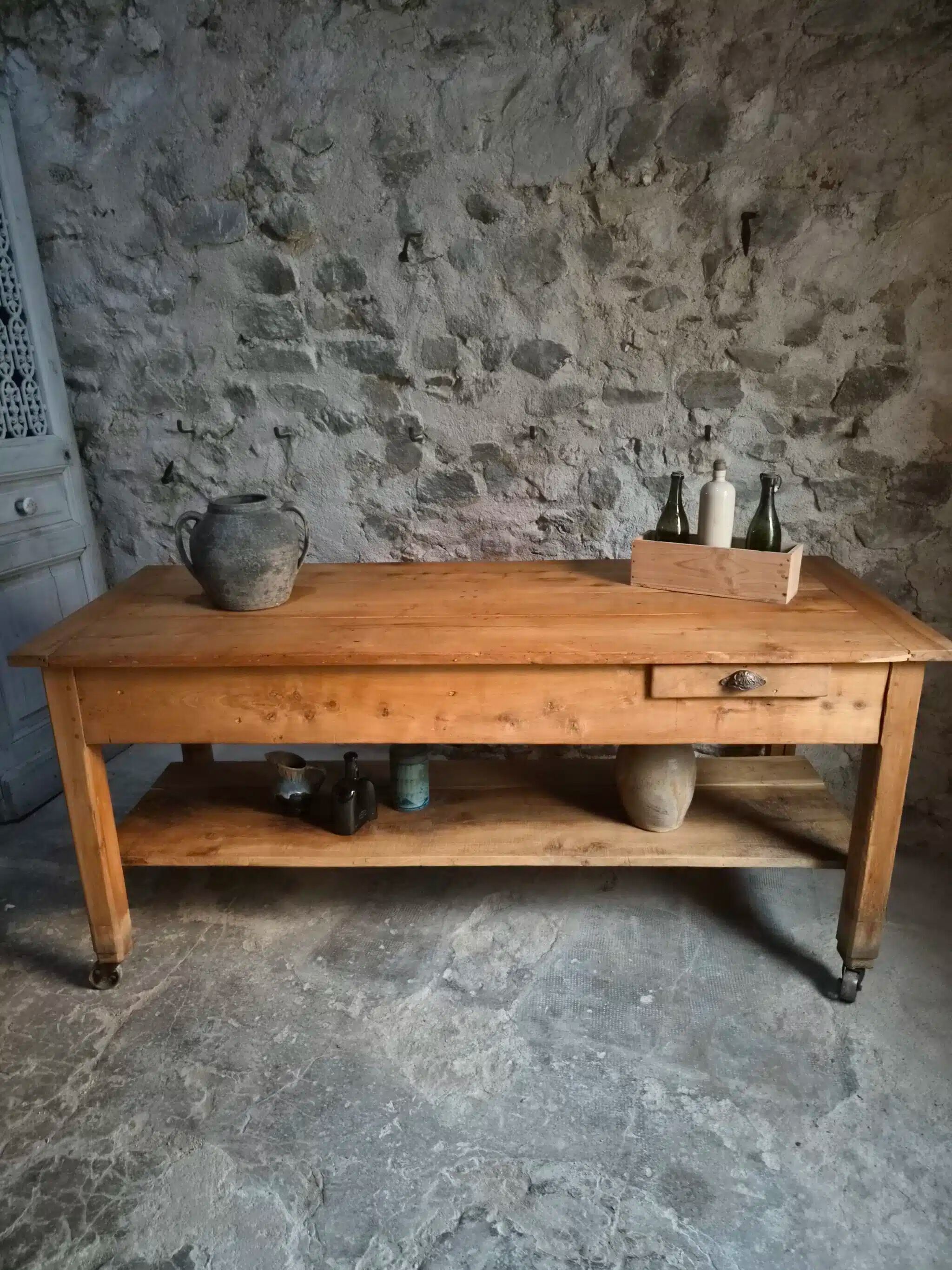 Îlot de cuisine ancien en bois de cerisier avec 3 tiroirs