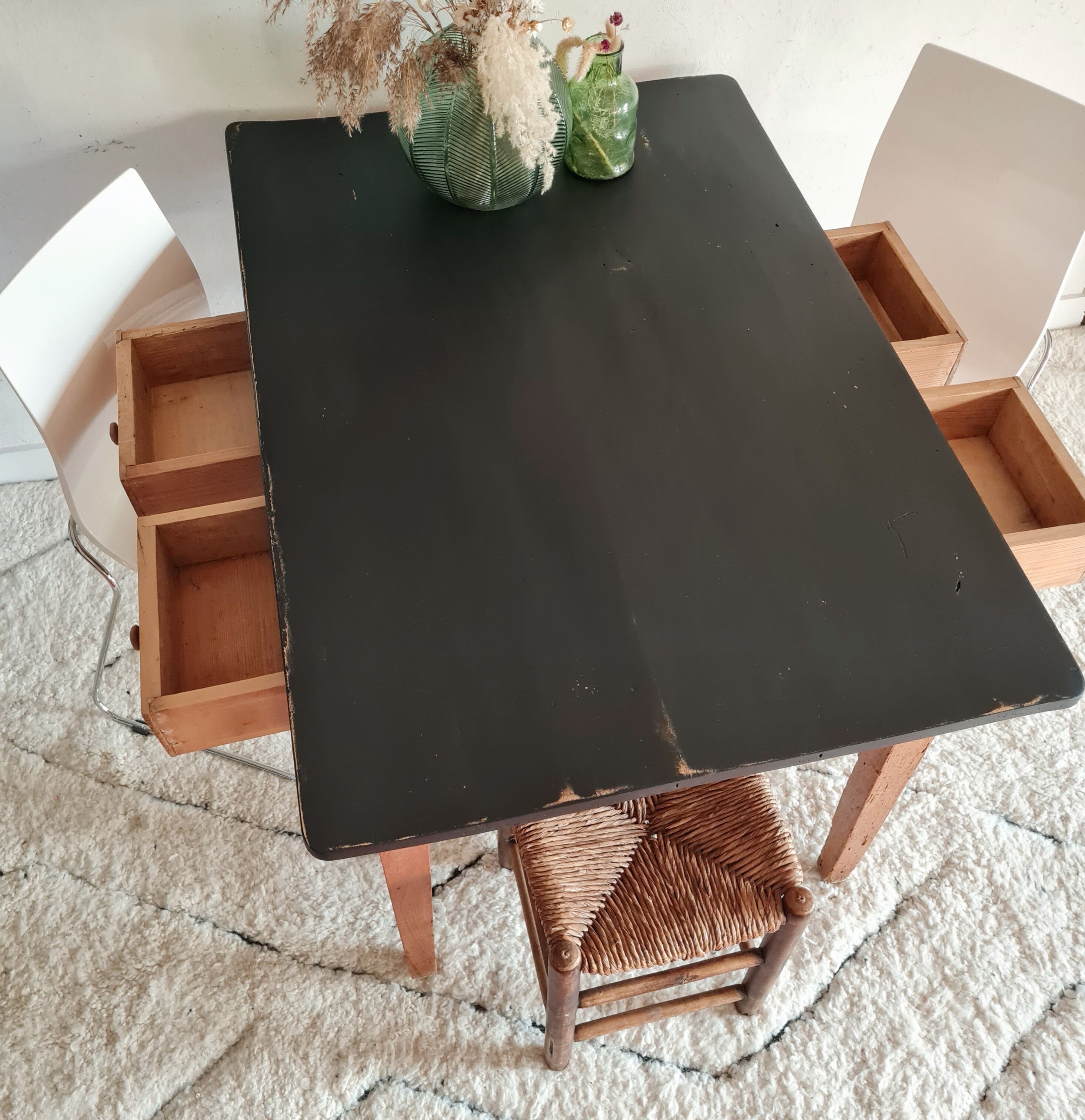 Old farm trade table 4 drawers
