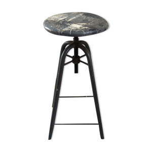 ancien tabouret industriel