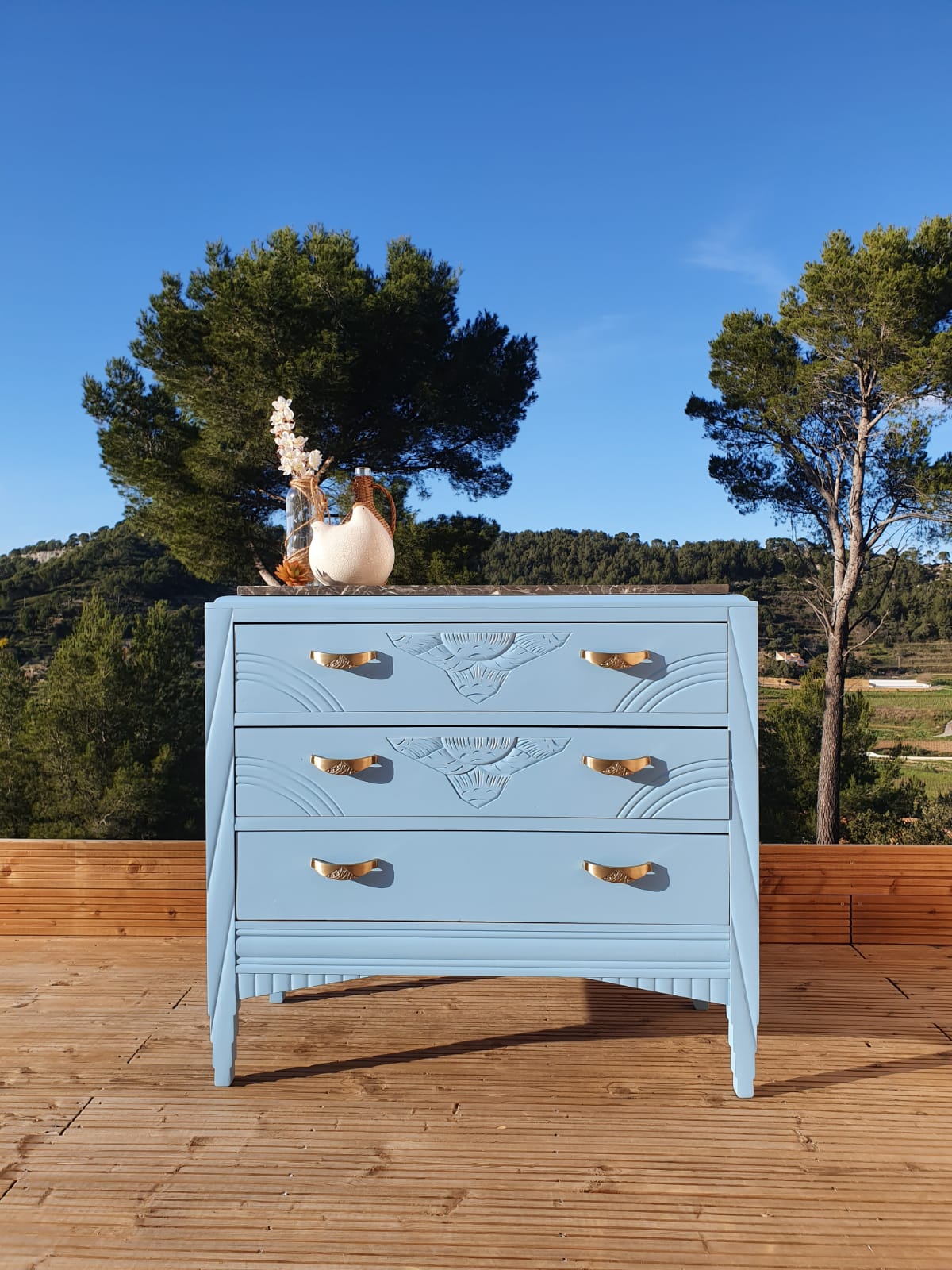 Vintage art deco chest of drawers