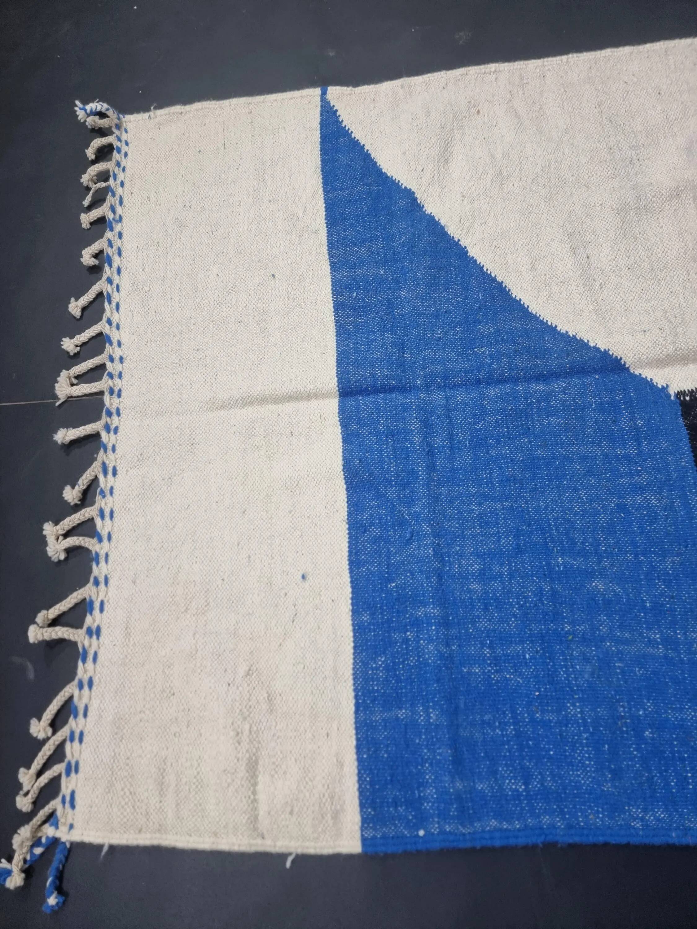 Berber carpet natural wool Morocco 3 x 2 m