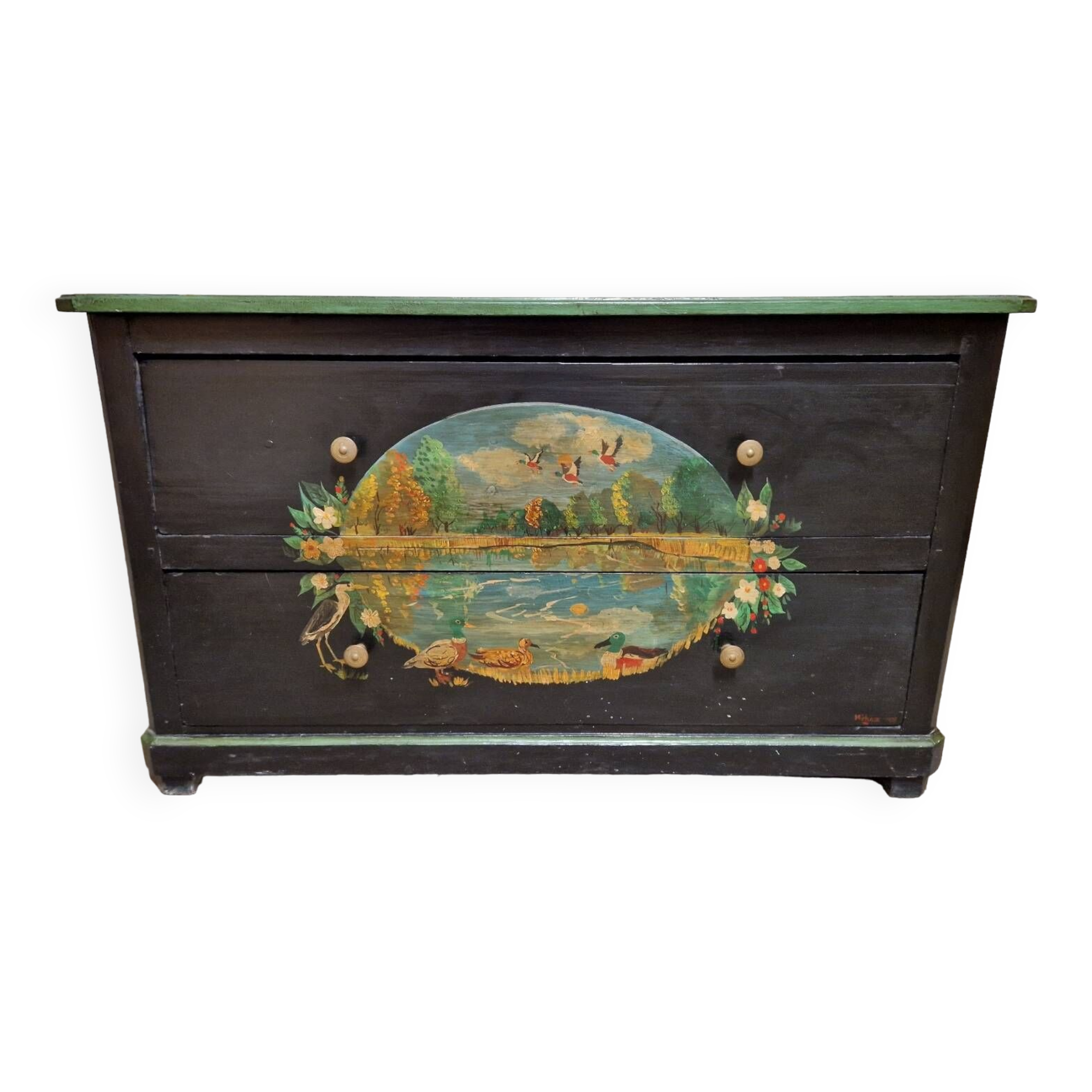 Painted chest of drawers