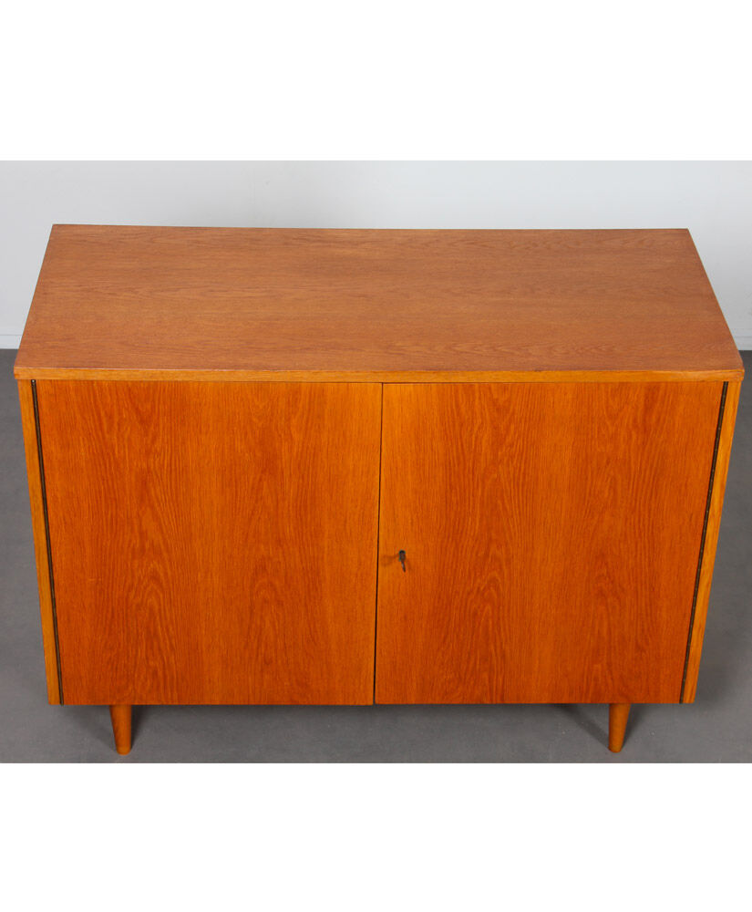 Commode tchèque éditée par Drevozpracujici podnik, 1960