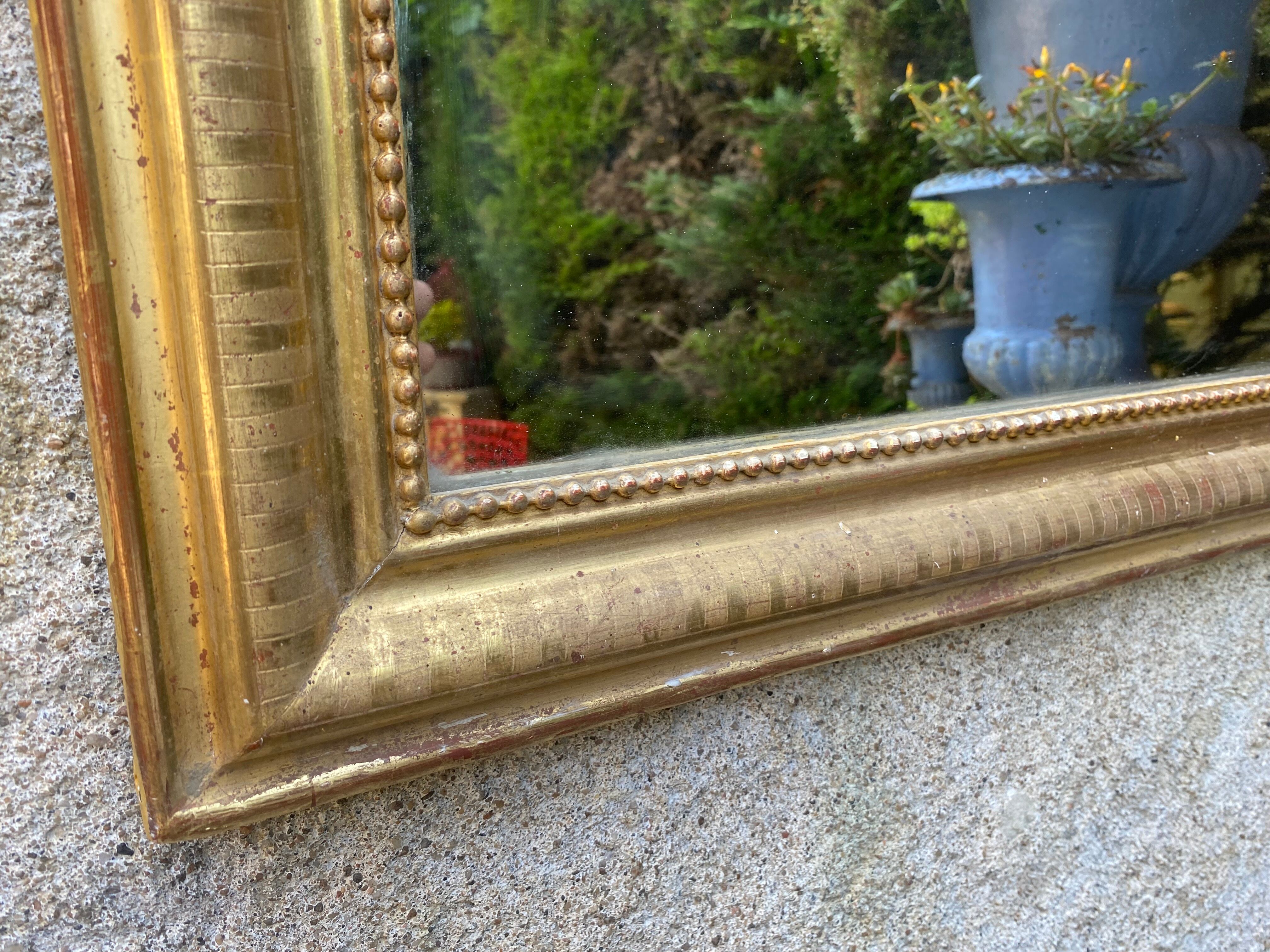 Gilded Louis-Philippe mirror 76 x 55 cm