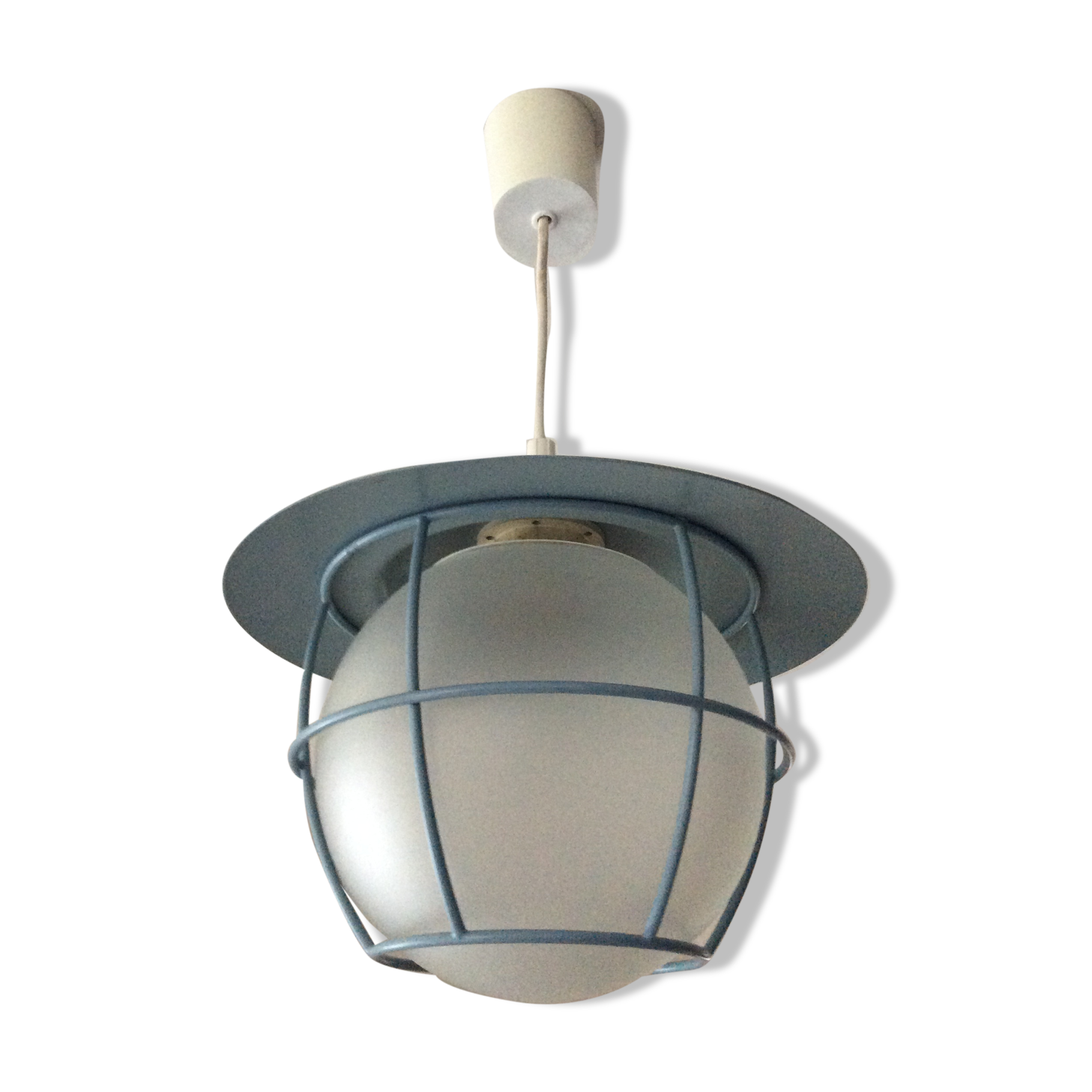 Suspension of the 70s cage in blue metal and frosted glass