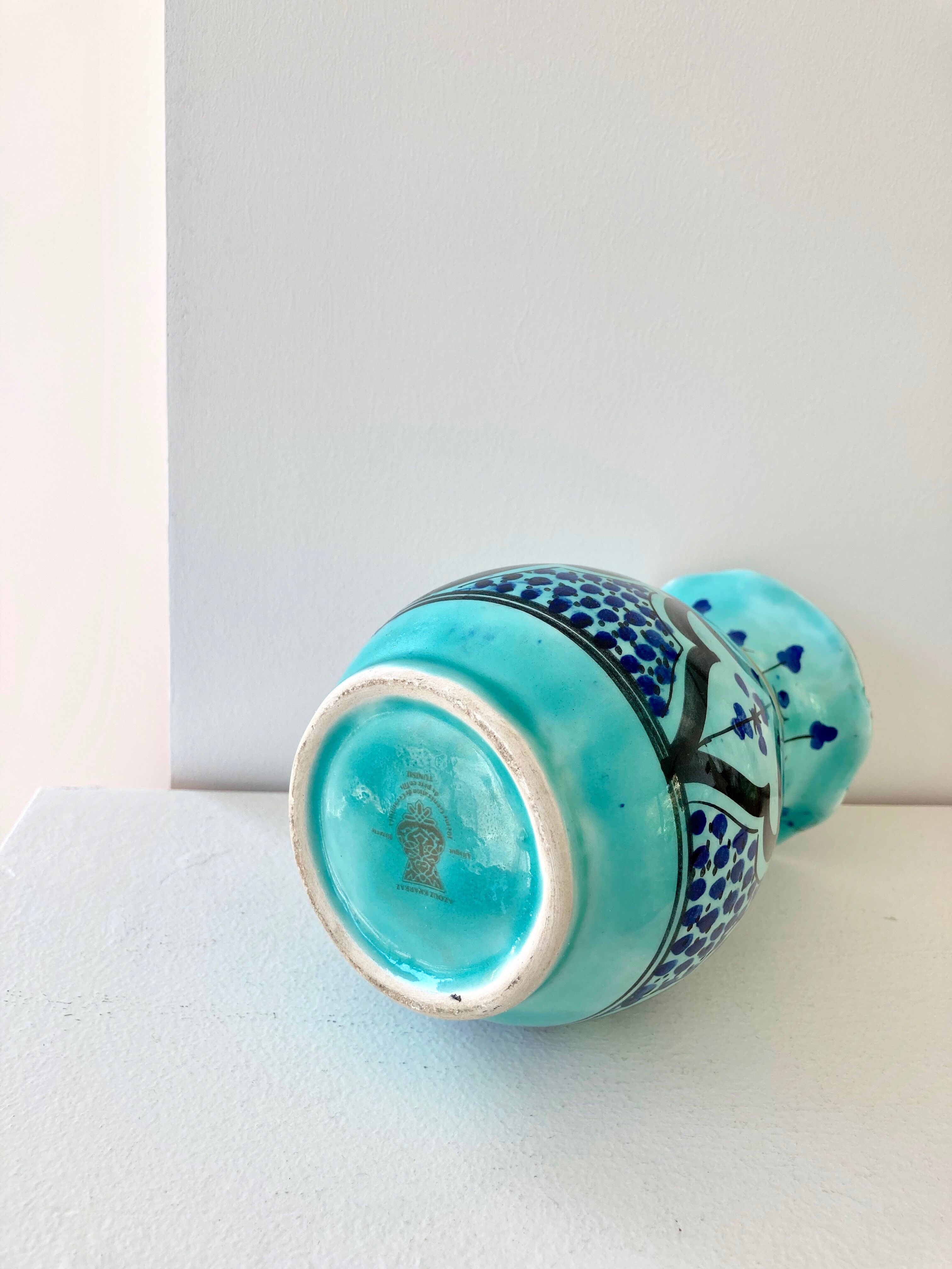 Corolla ceramic vase