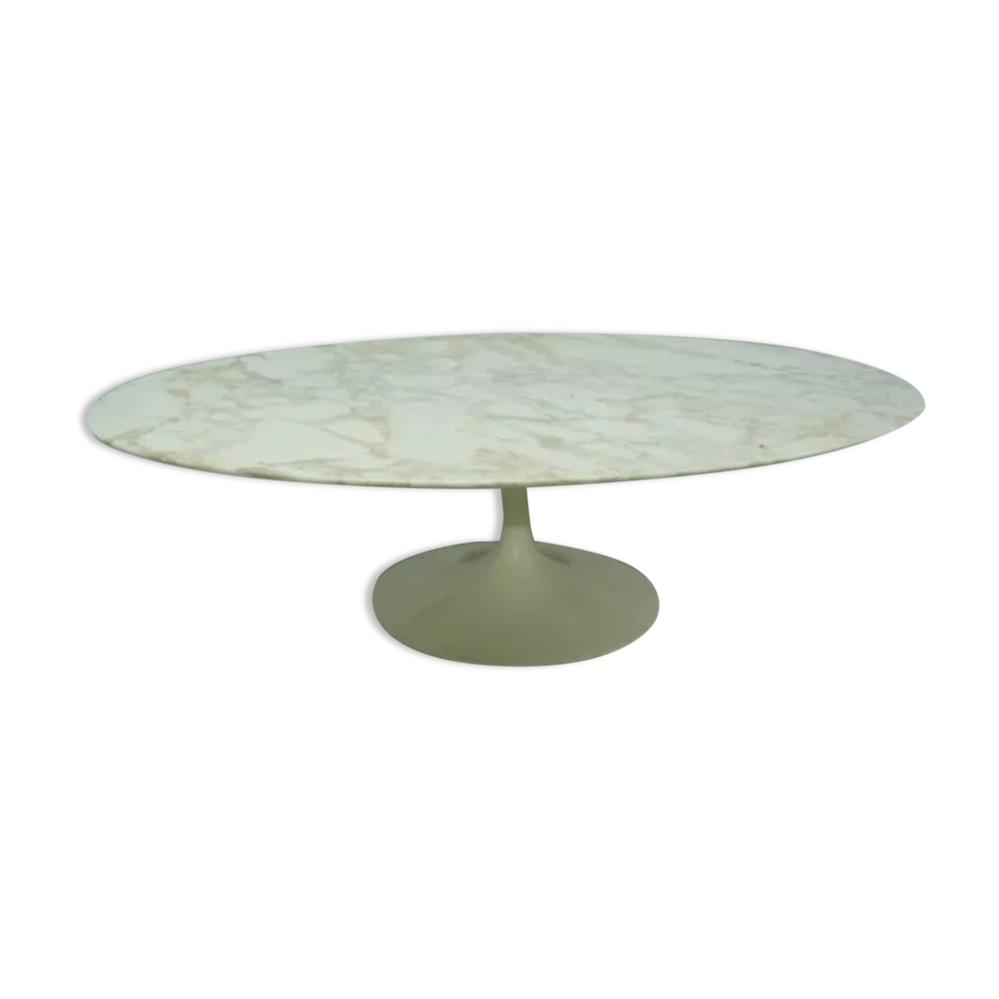 Oval dining table by Eero Saarinen for Knoll studio
