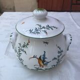 Vegetable dish or soup tureen in Moustiers earthenware signed LALLIER