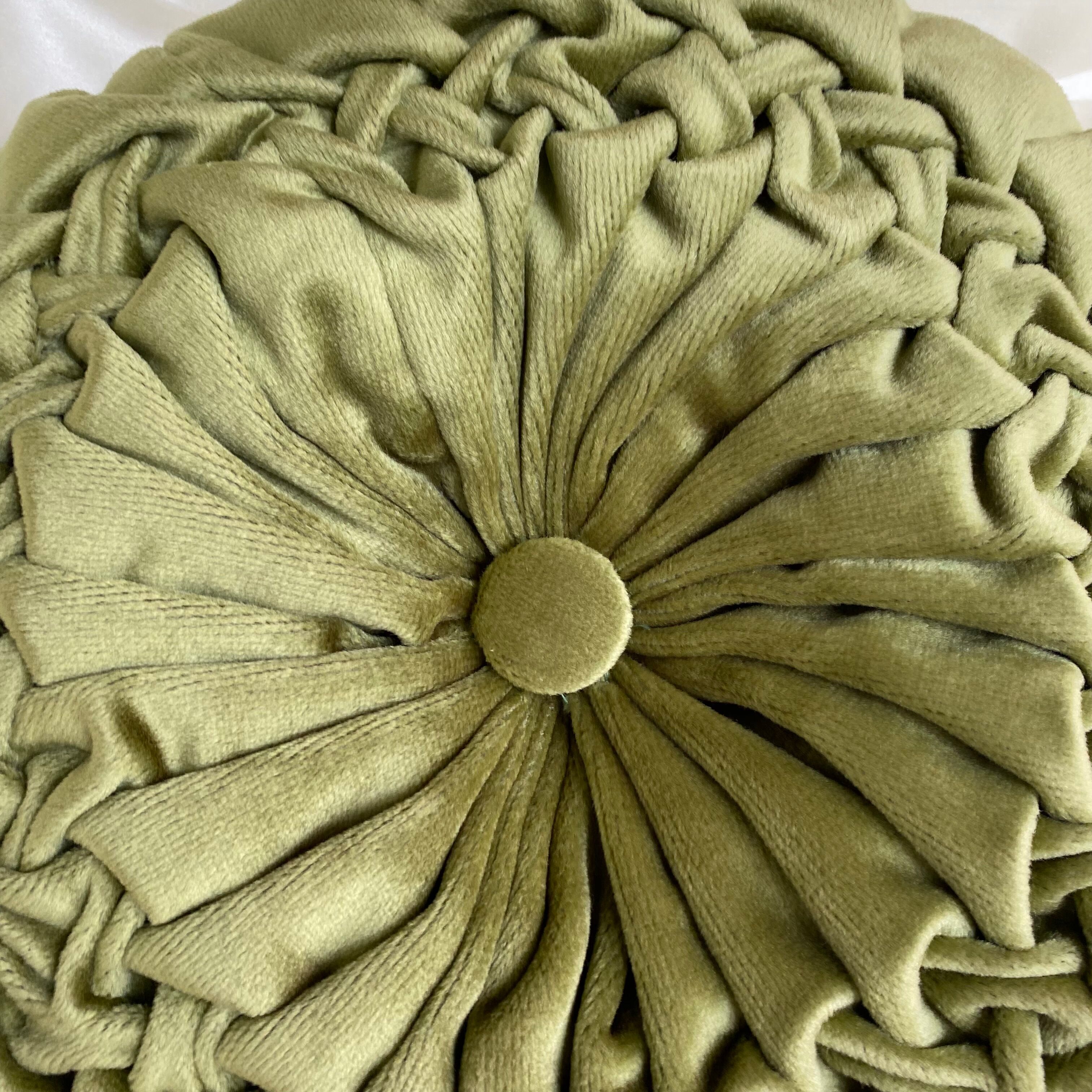 Vintage round pleated velvet cushion