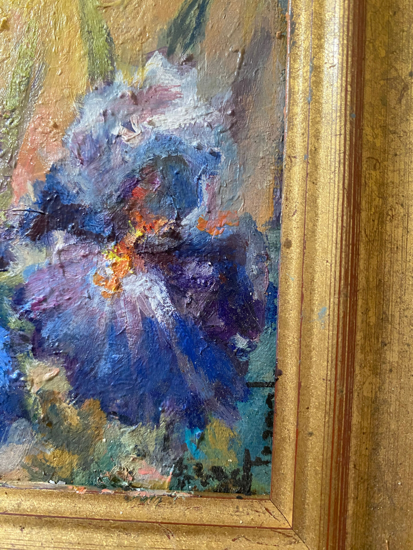 Table with two irises signed Fragal.