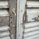 Paire de volets bois lamelles ancien