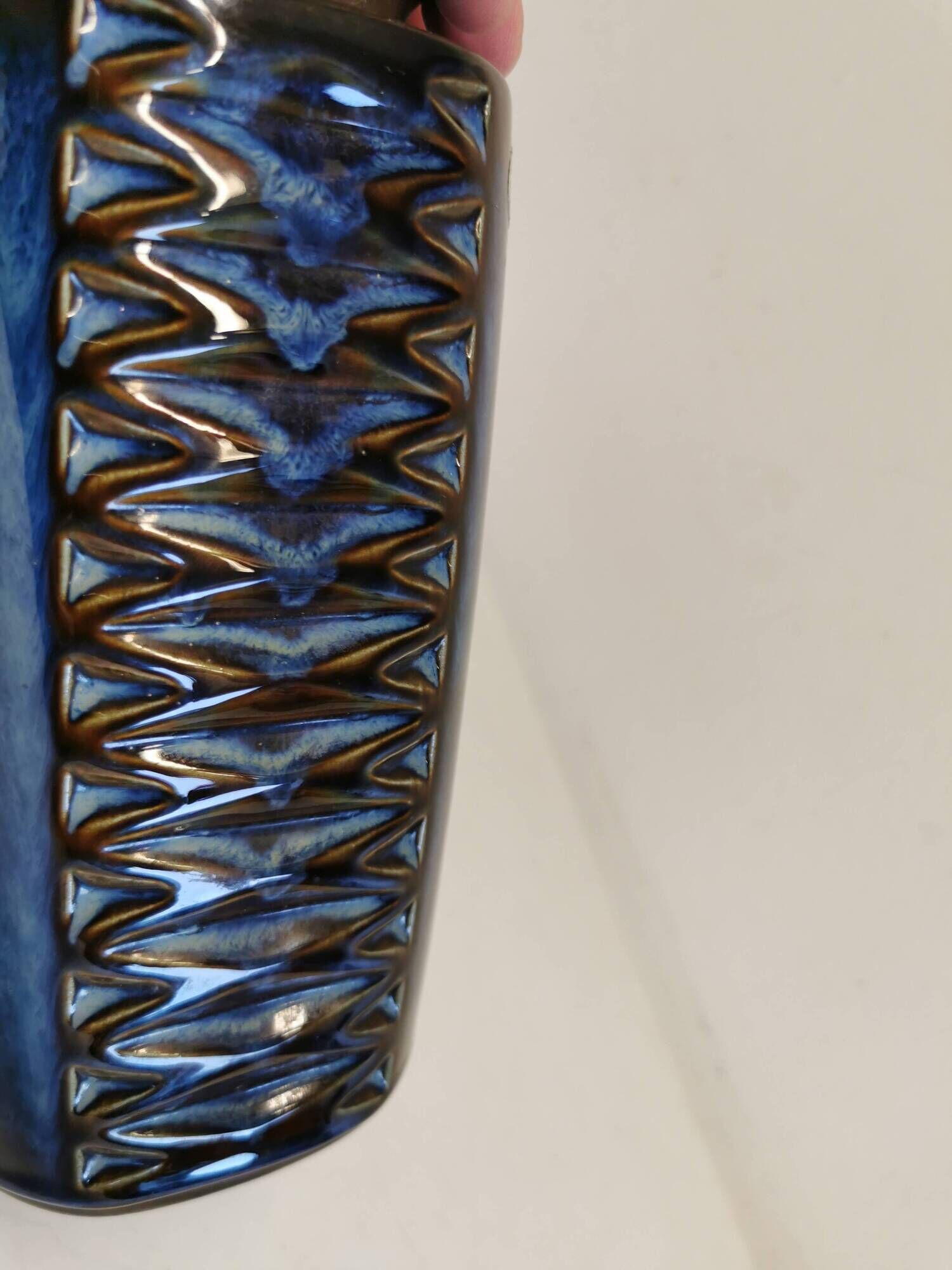 Grand vase du danois Søholm en glaçure bleuâtre.