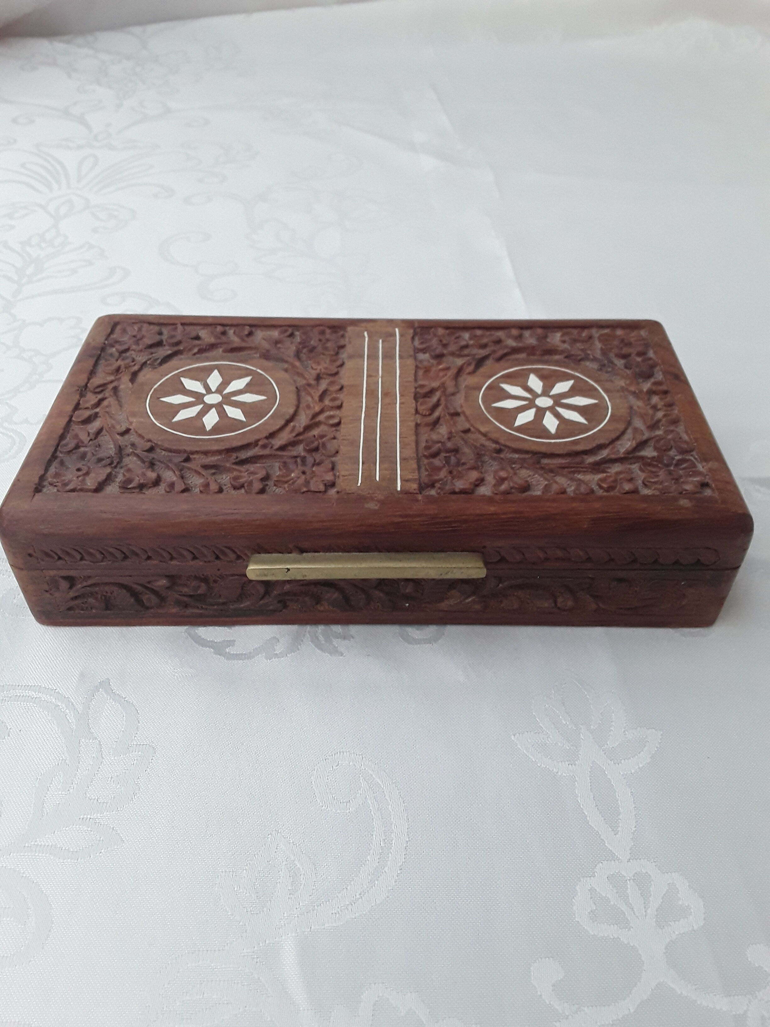 Wooden jewelry box