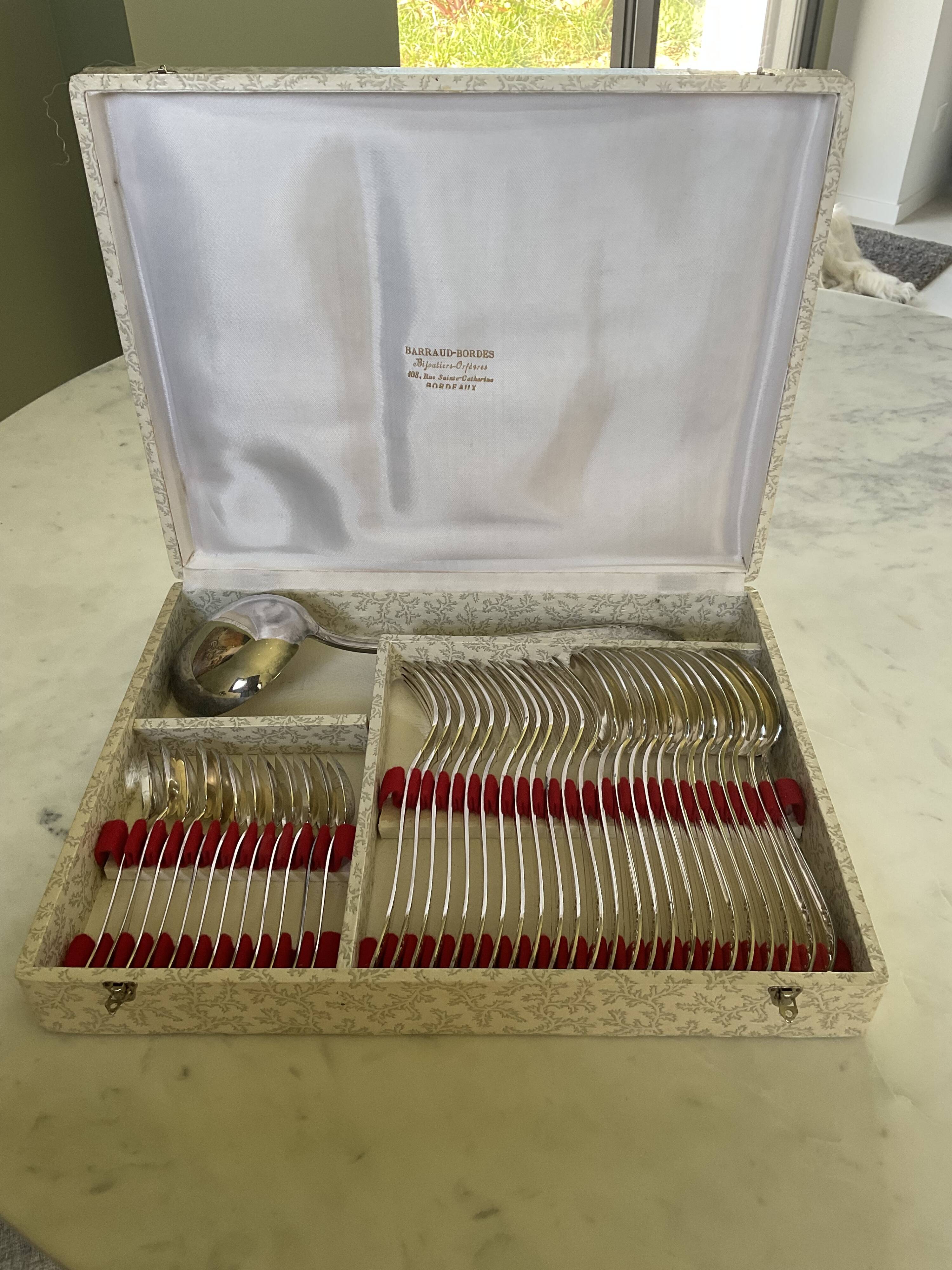 37-piece cutlery set. Silver-plated metal. Vintage