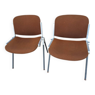 Set of 2 Castelli DSC 106 chairs