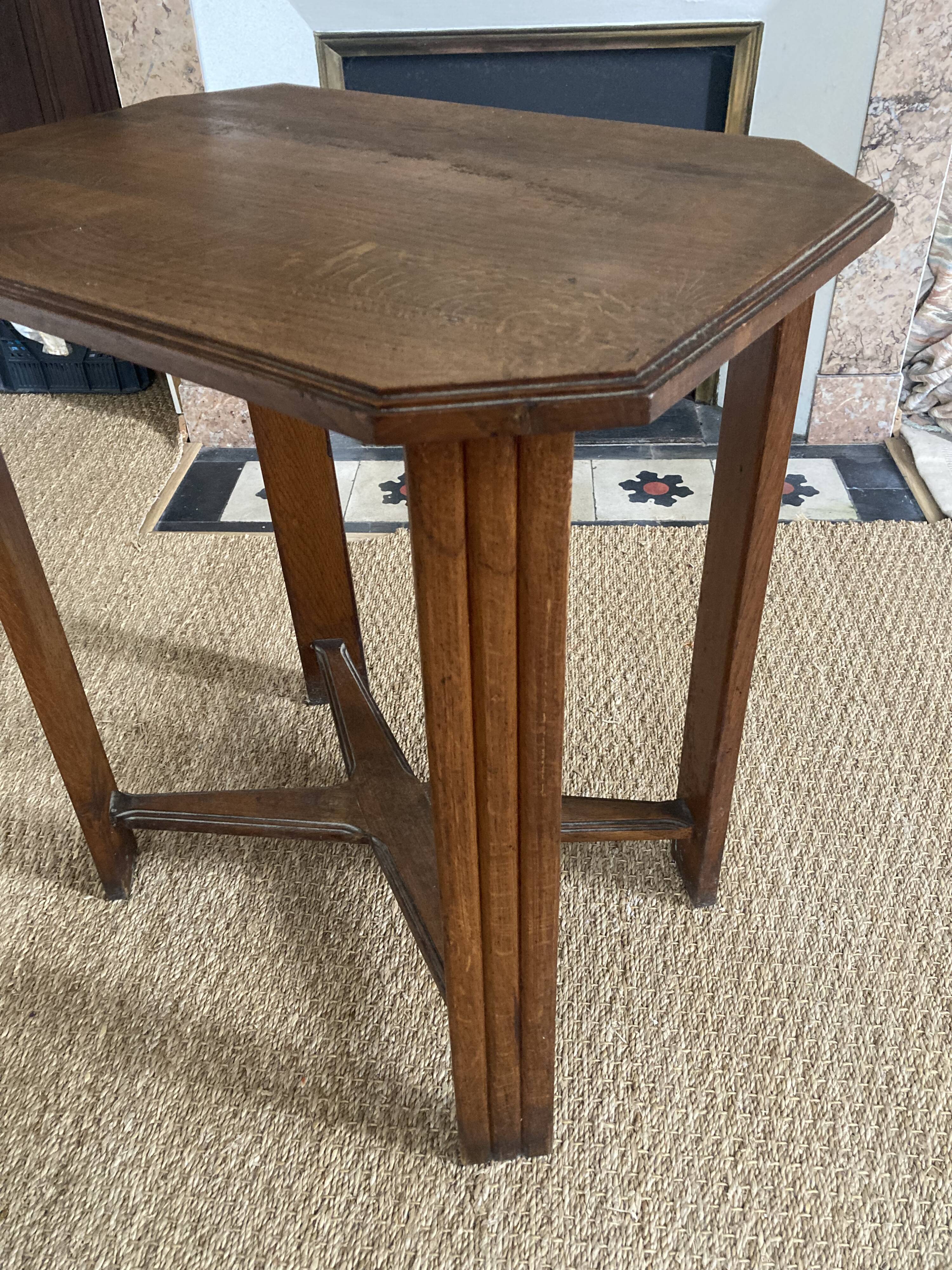 Art Deco wooden side table / end of vintage sofa or pedestal table
