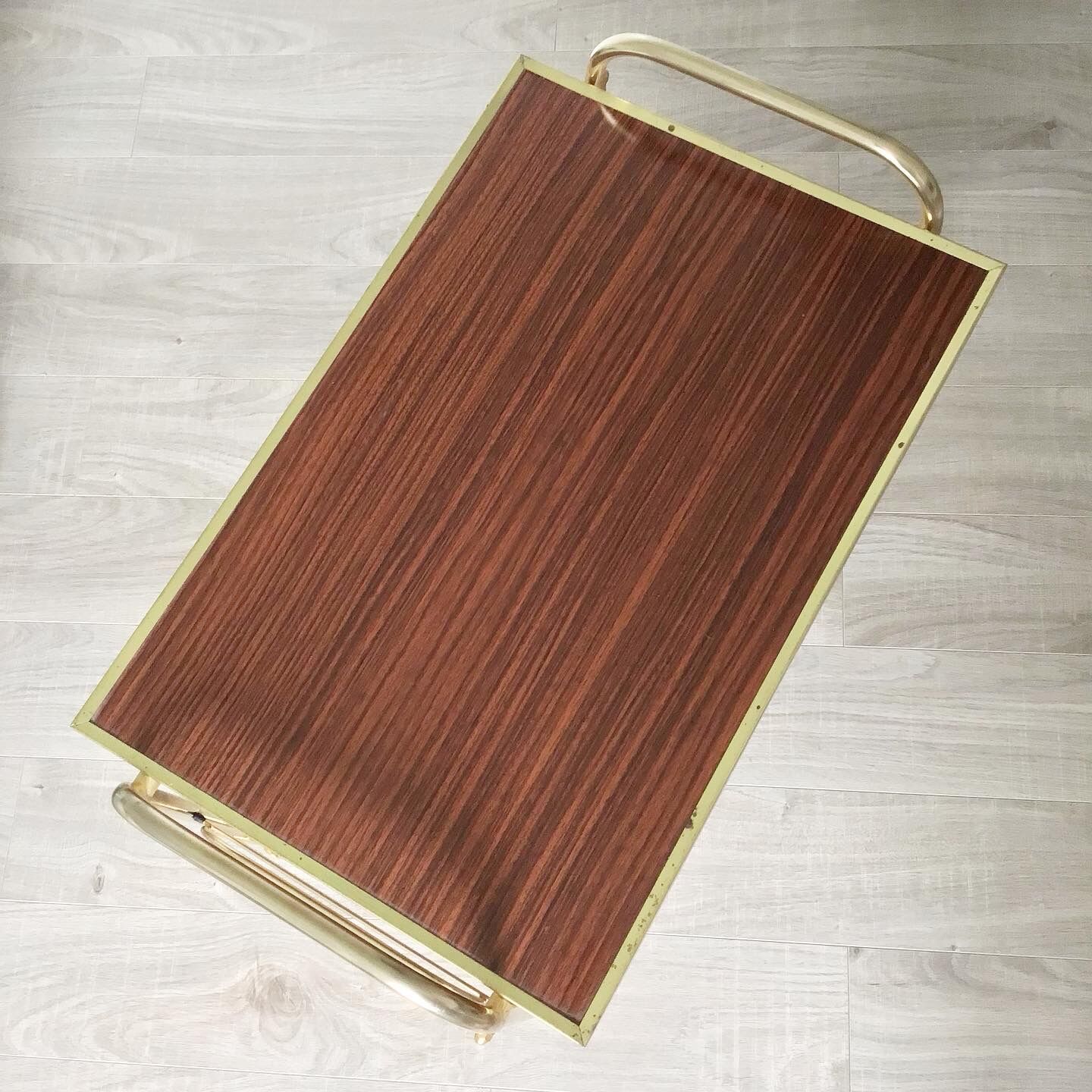 Vinyl service with vintage extensions