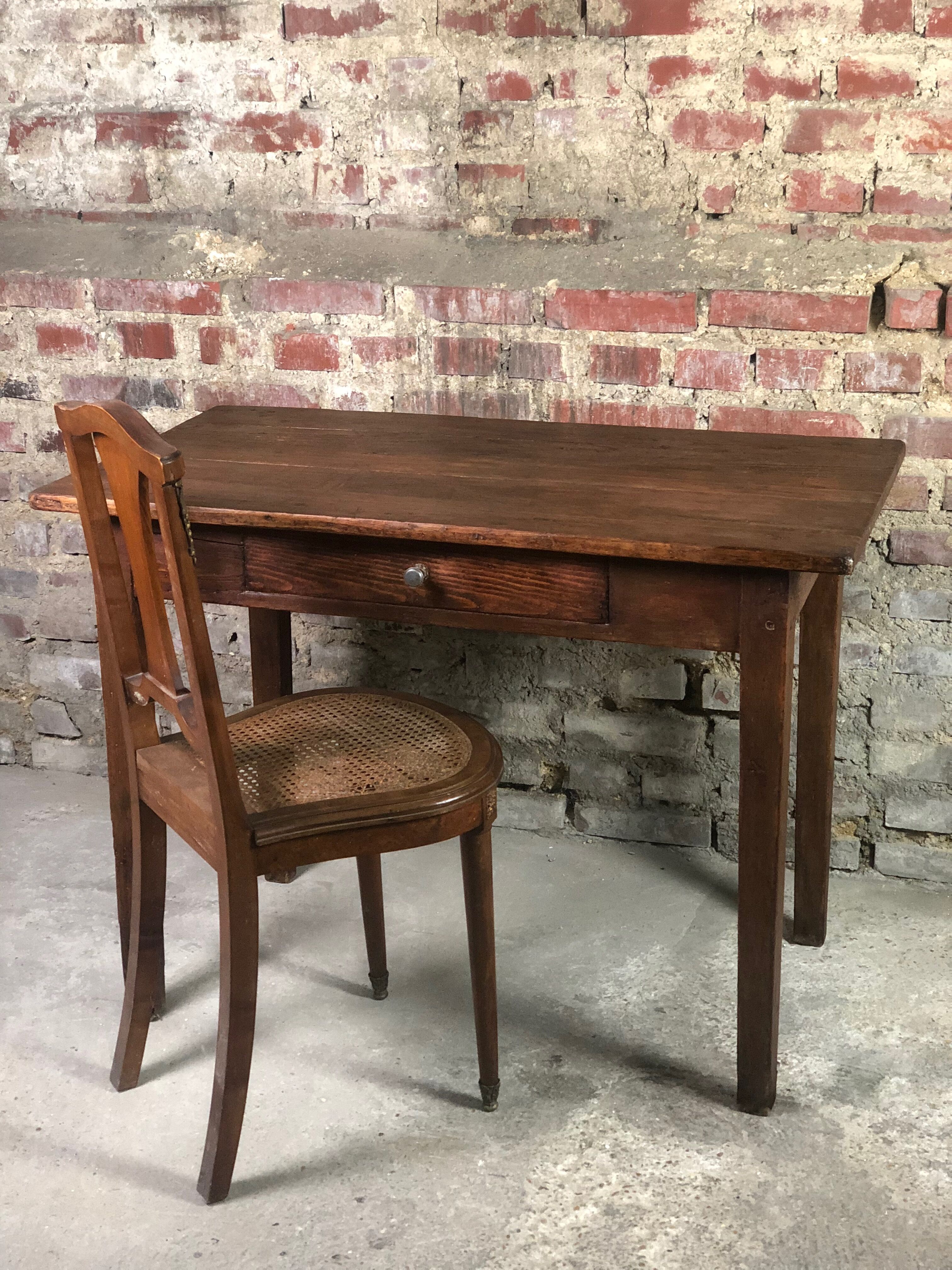 Side table / small desk in waxed walnut fir 1900s/1920s