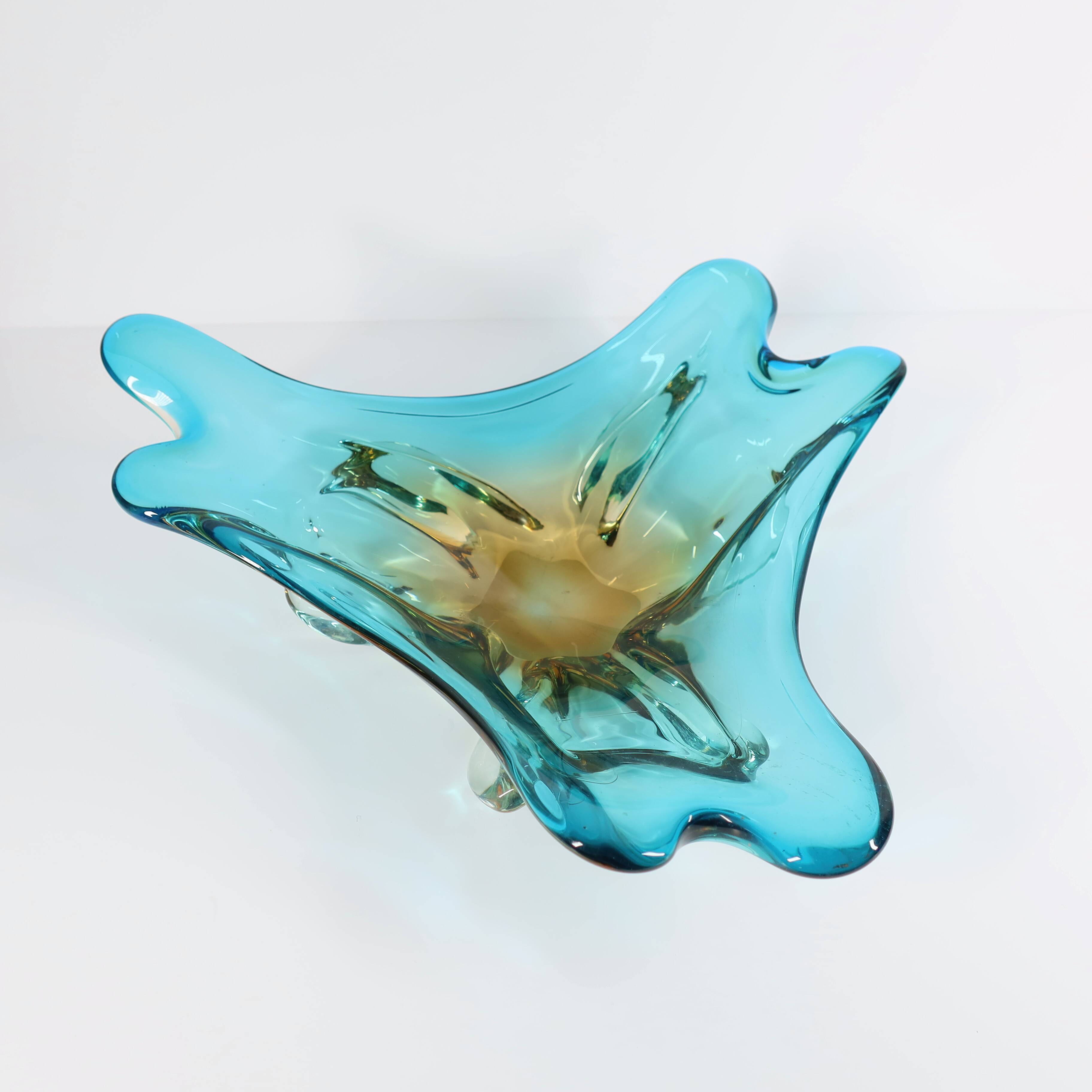 Large Murano blown glass bowl/dish, 1960s