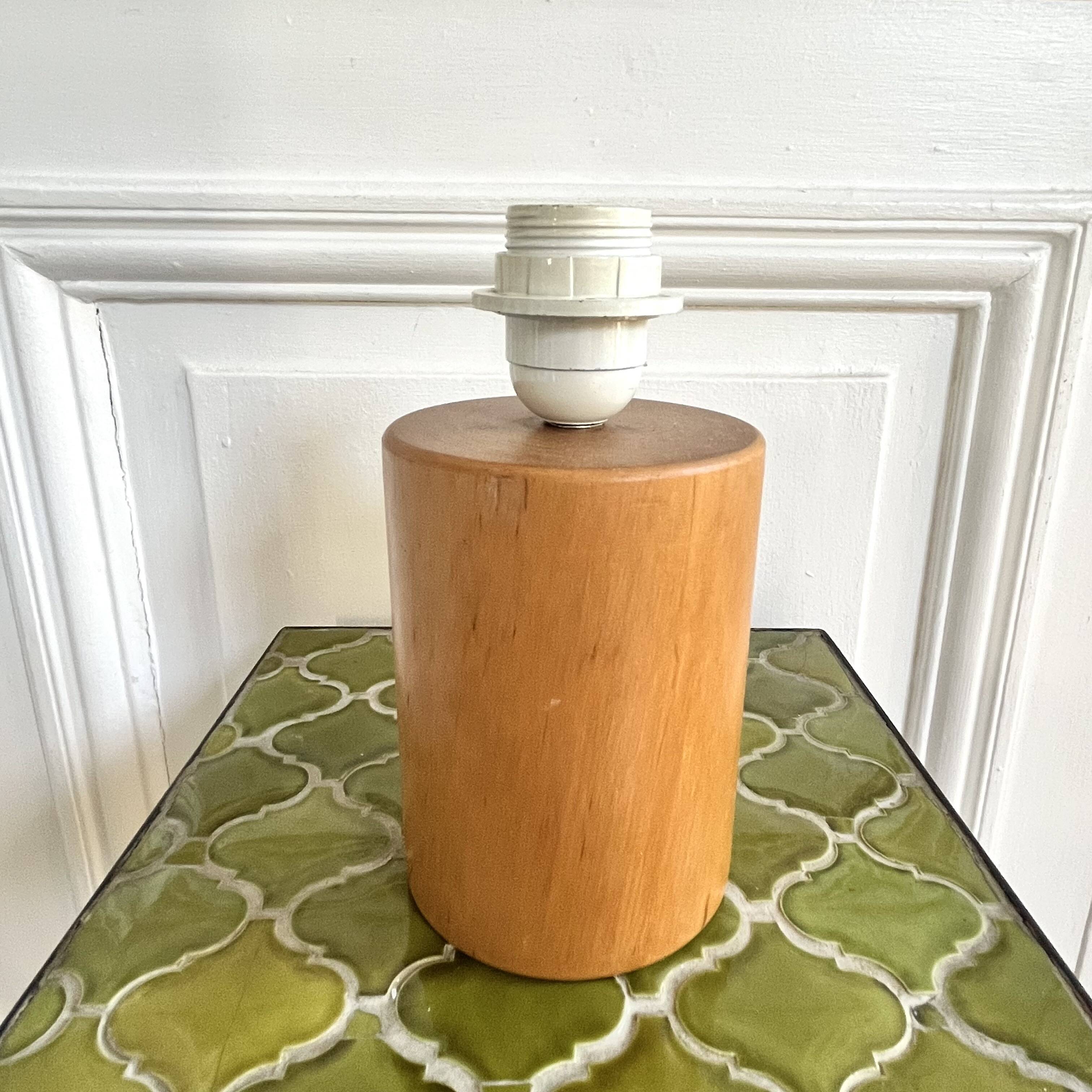 Wooden lamp base