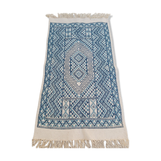 Tapis margoum authentique blanc et bleu