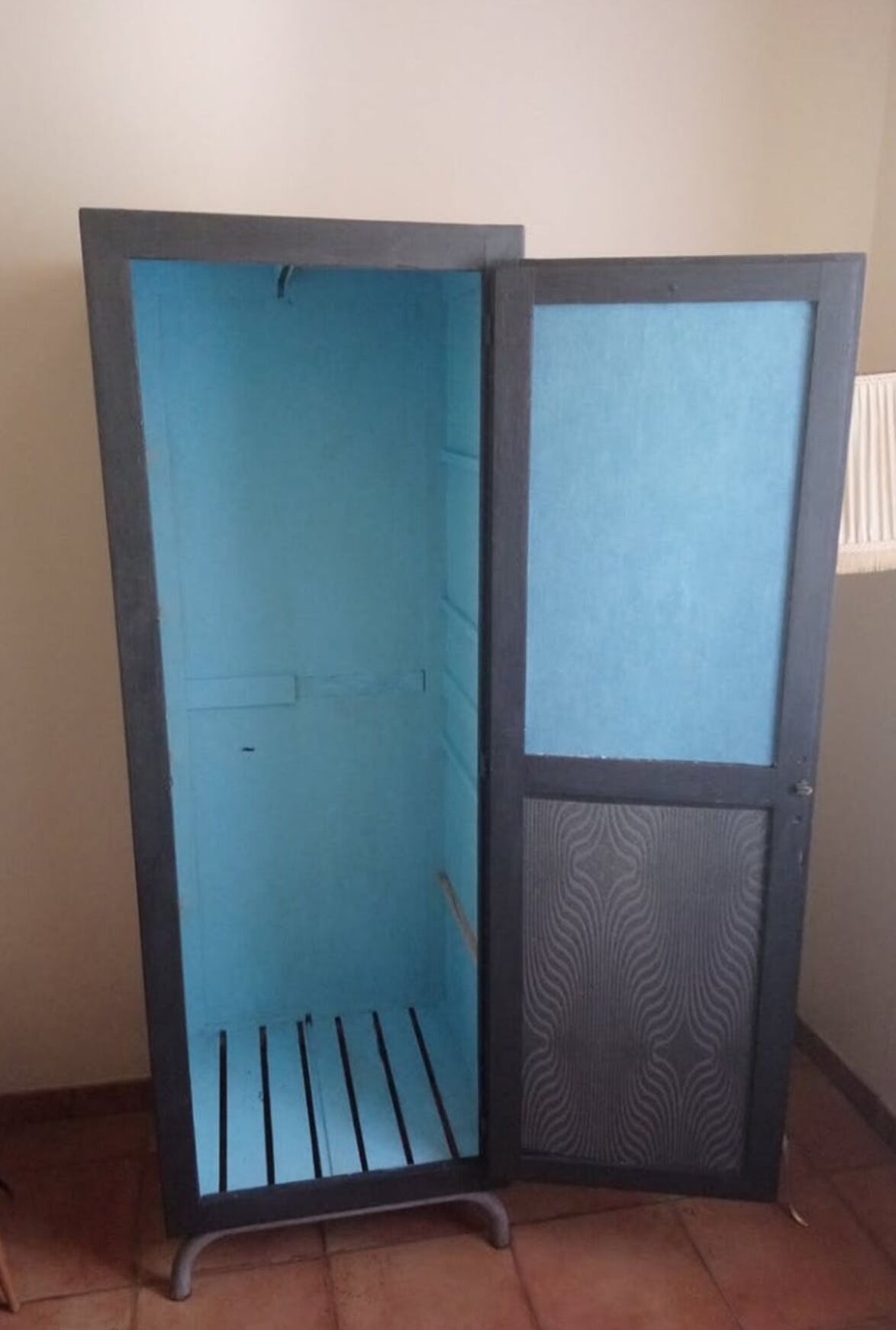 Cabinet vintage