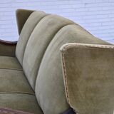 1950s, 3-seater Danish sofa, original condition, furniture velour, oak.