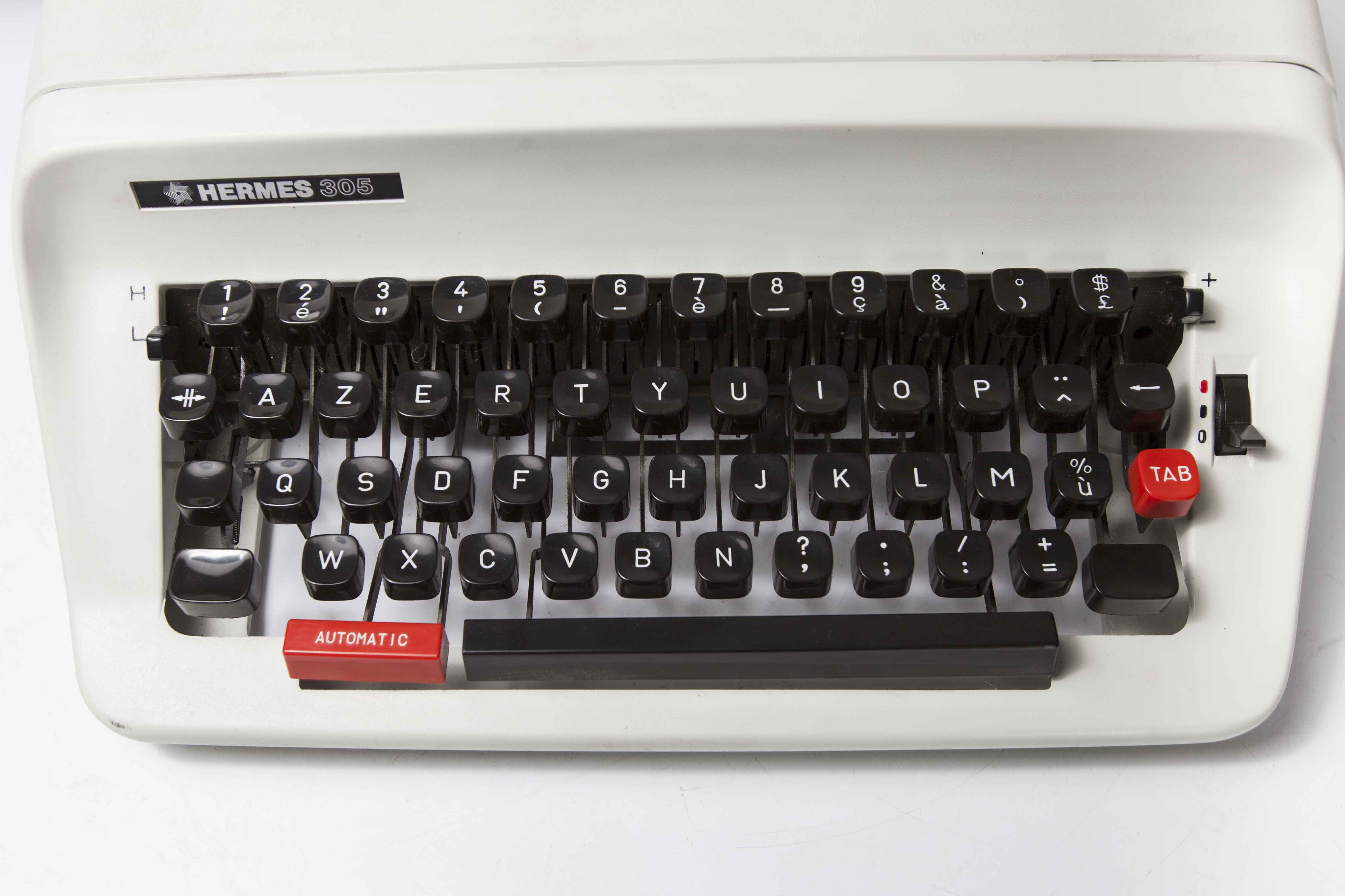 Machine à écrire Hermès 305 révisée