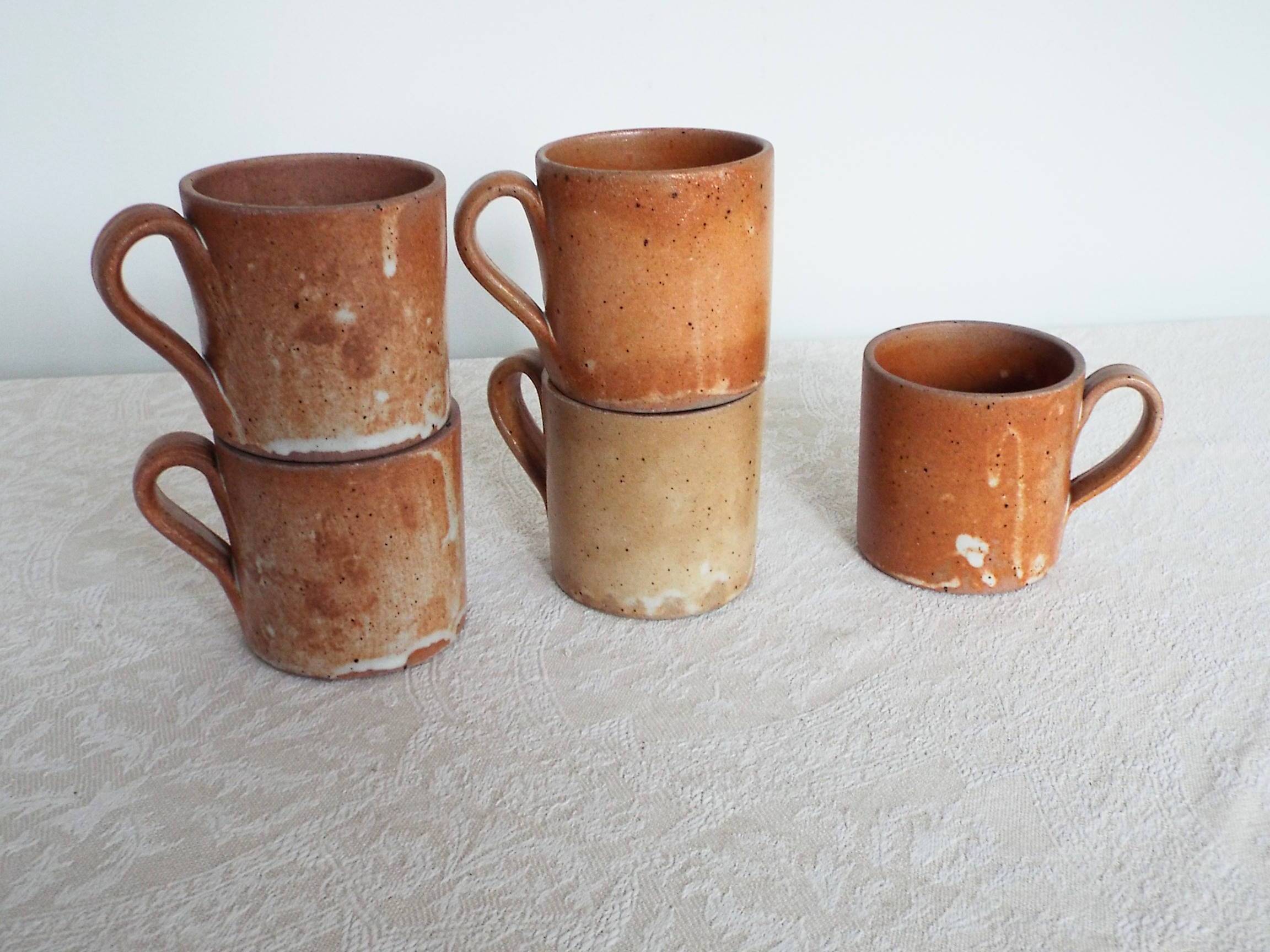5 70s stoneware cups